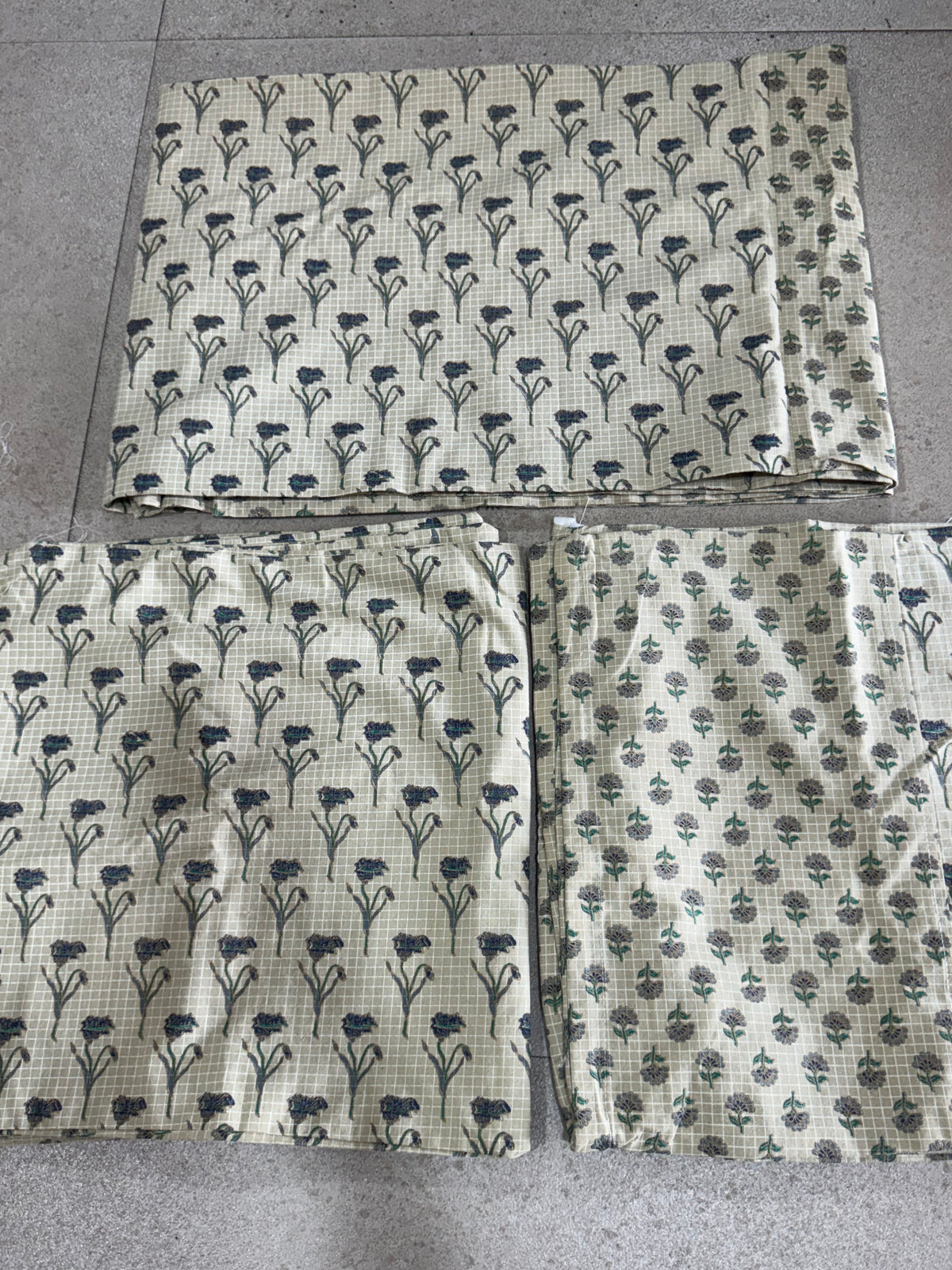 SET OF EIGHT DIWAN COVER ( BEDSHEET, 5 CUSHION COVERS AND 2 BOLSTER COVERS )