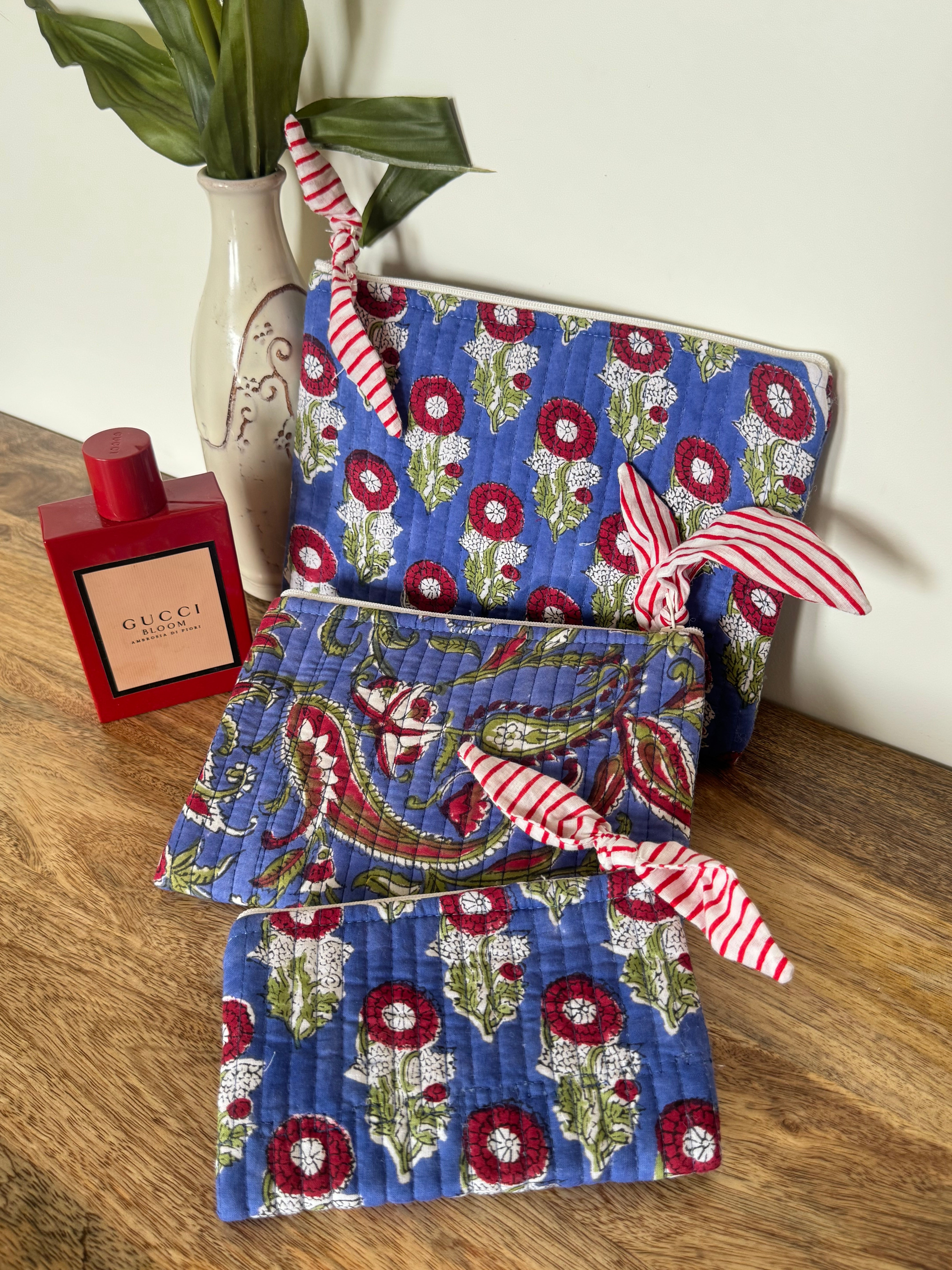 FLAT POUCH - SET OF THREE