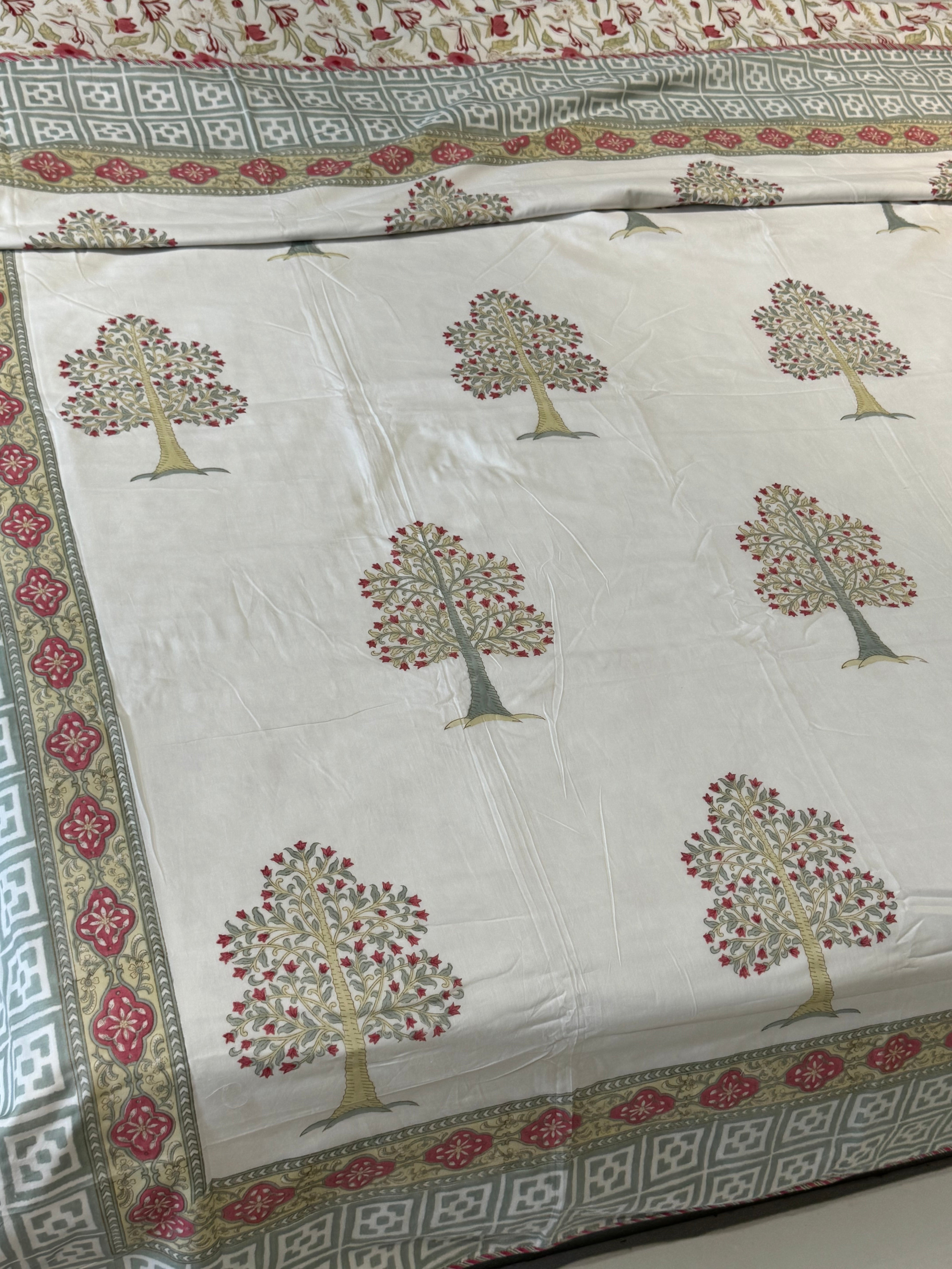 TREE OF LIFE HANDBLOCK PRINTED REVERSIBLE MULMUL DOHAR