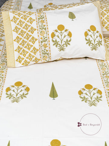 MARIGOLD HANDBLOCK PRINTED BEDSHEET WITH TWO REVERSIBLE PILLOW COVERS