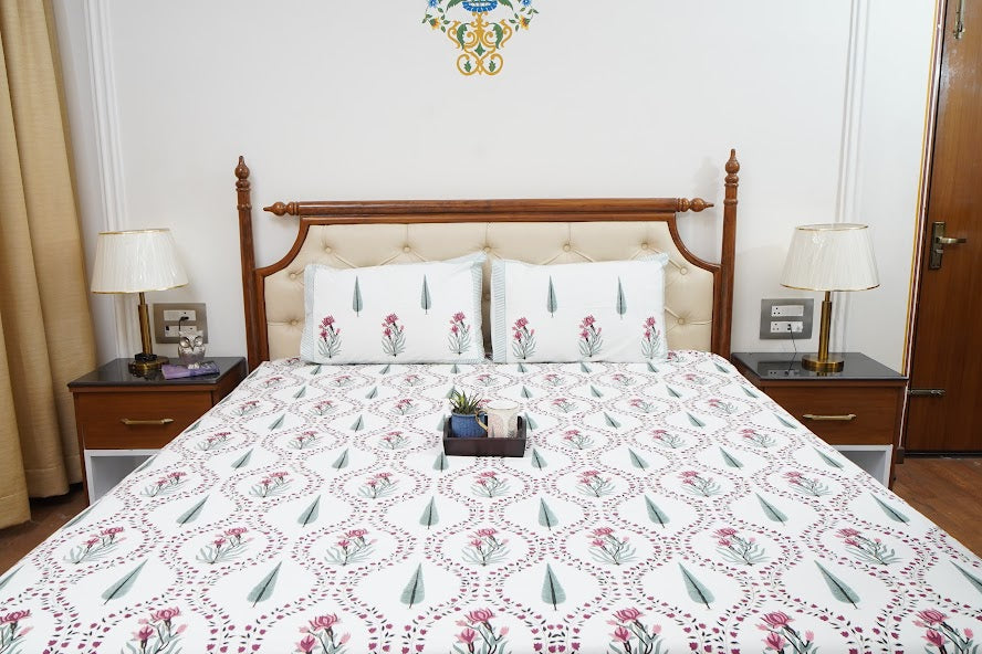 AFZAL HANDBLOCK PRINTED BEDSHEET WITH TWO REVERSIBLE PILLOW COVERS