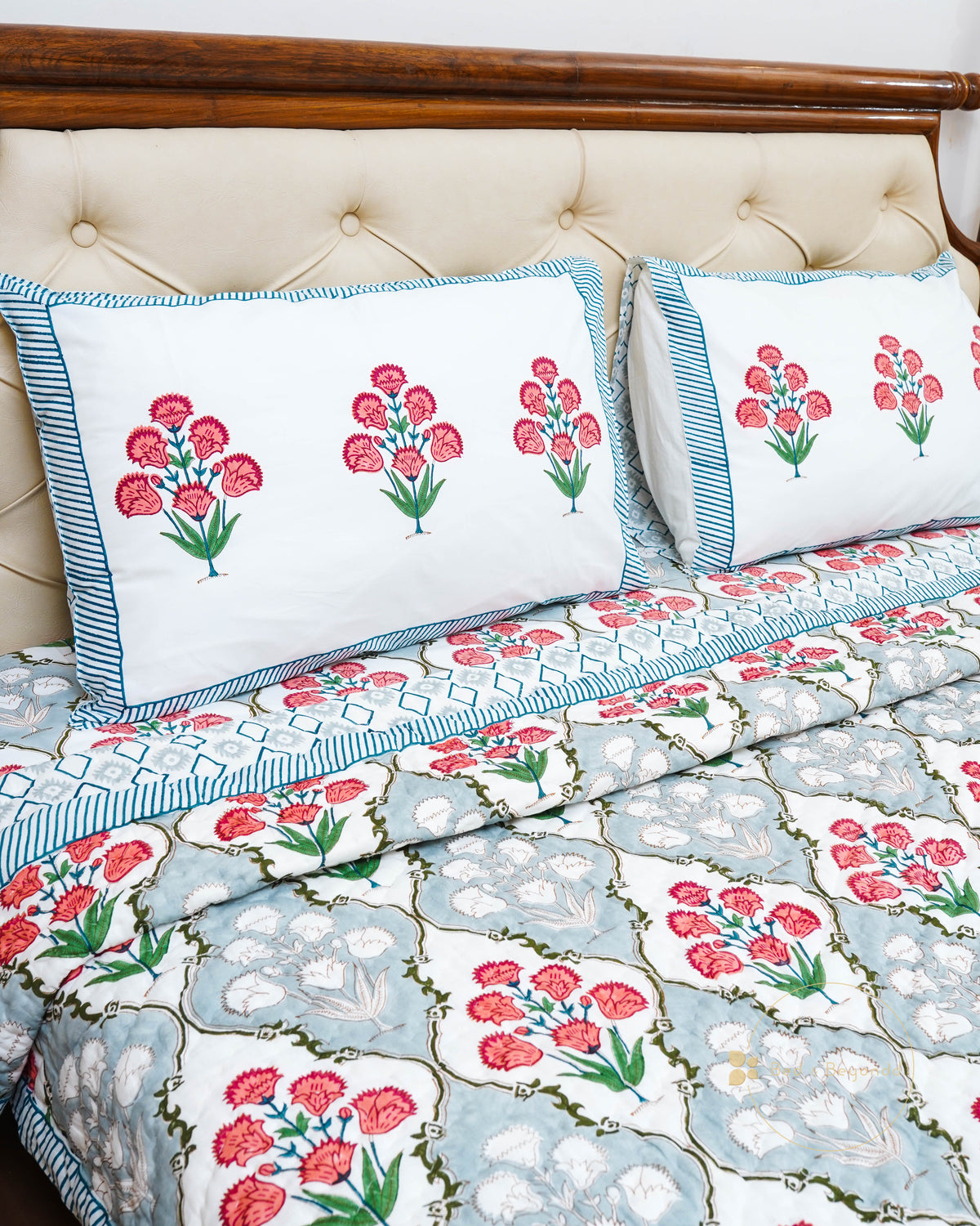 BEAUTY OF NATURE HAND BLOCK PRINTED BEDDING SET
