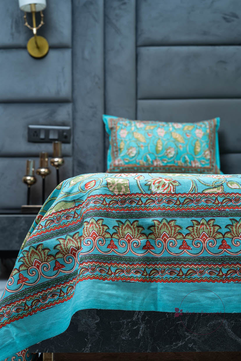 LOTUS BEDSHEET WITH TWO REVERSIBLE PILLOW COVERS