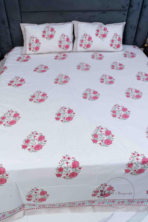 FUSCHIA HANDBLOCK PRINTED BEDSHEET WITH TWO REVERSIBLE PILLOW COVERS