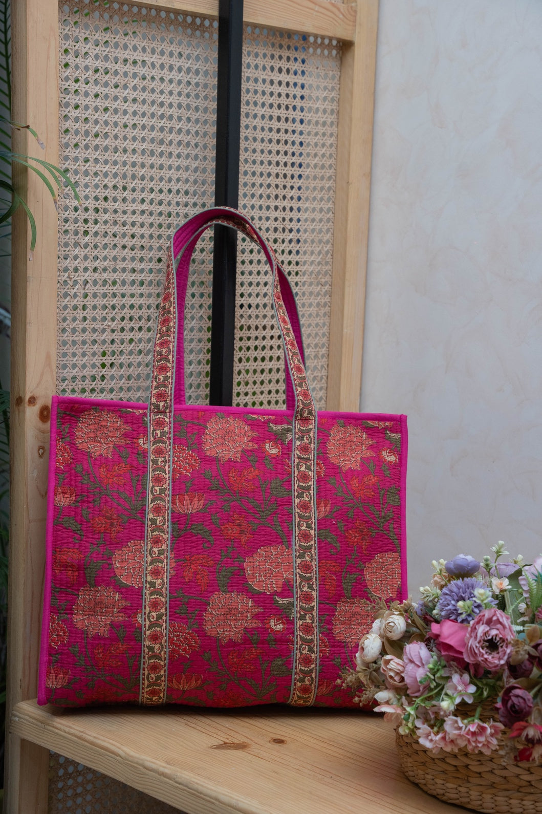 TOTE BAG WITHOUT ZIP/BUTTON
