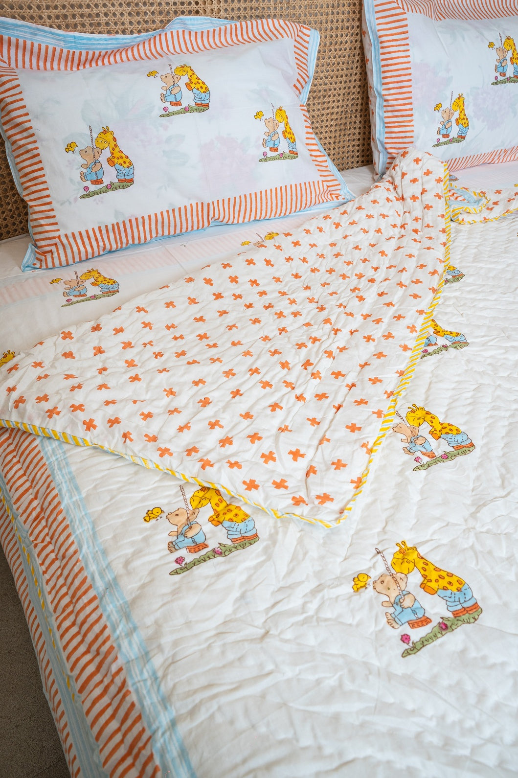 HAND BLOCK PRINTED REVERSIBLE MULMUL BABY QUILT (1 Year to 5 Years)