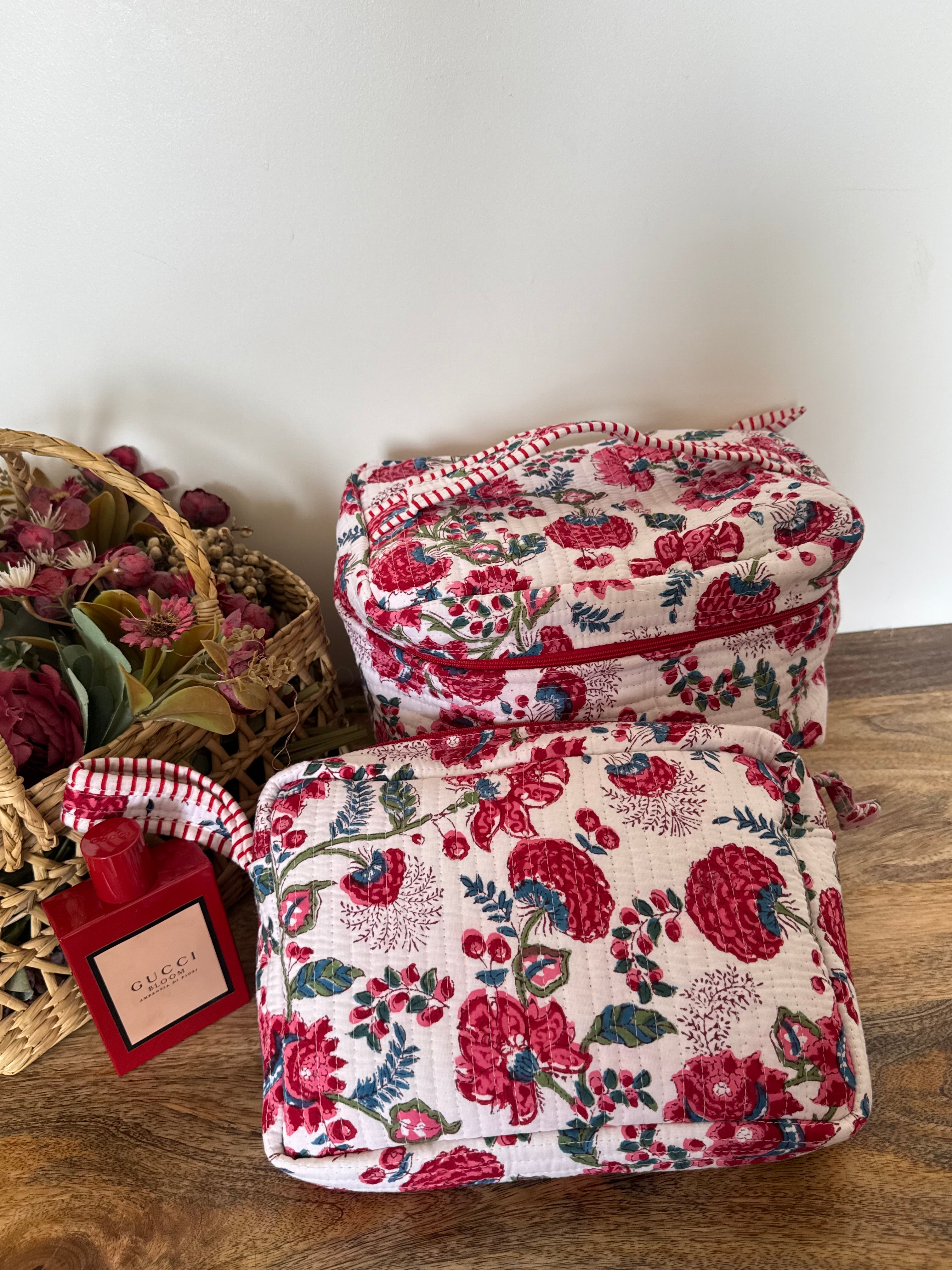 VANITY BAG & TRAVEL POUCH COMBO SET