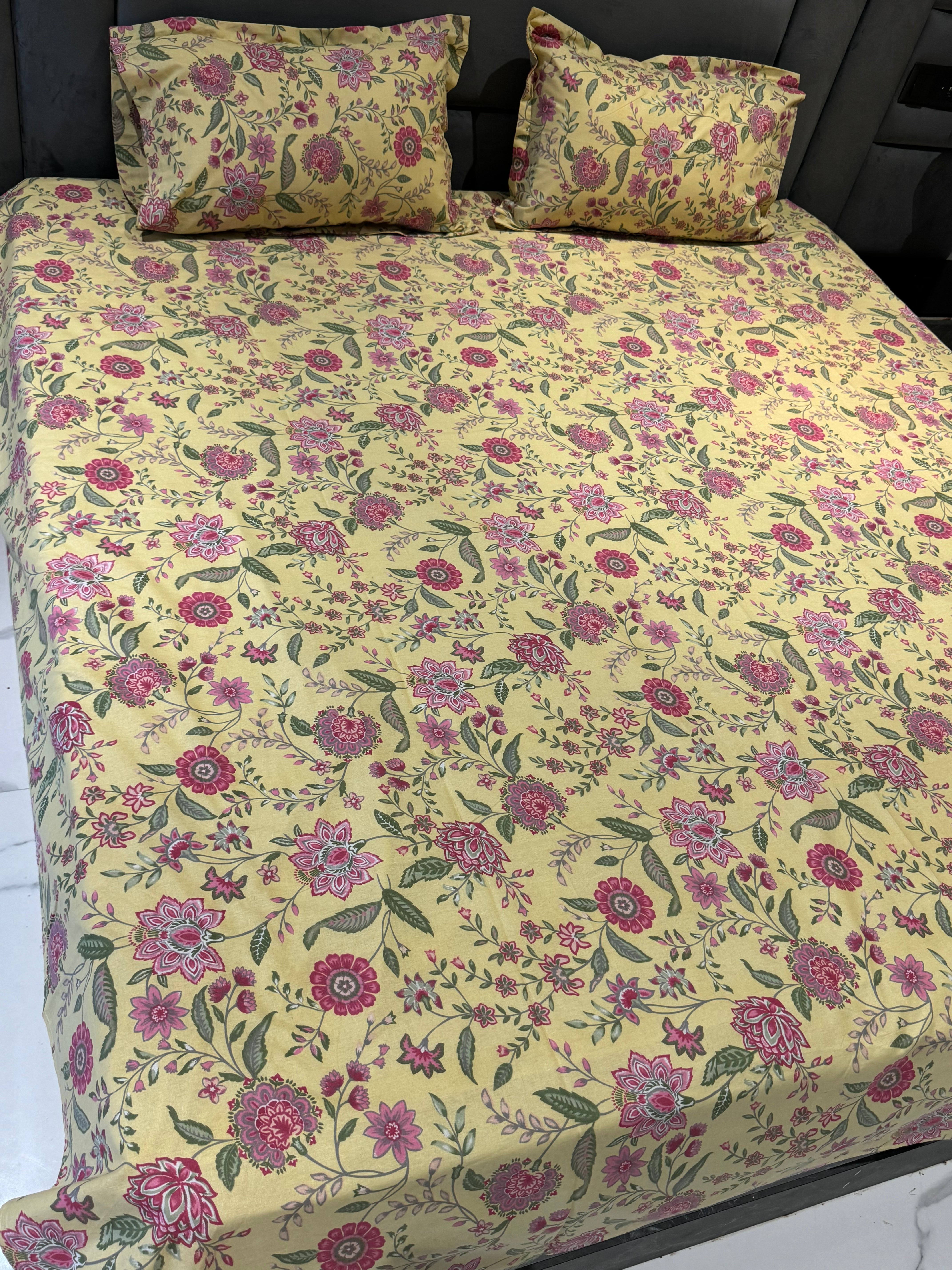 FLORAL SHALIMAR BEDSHEET WITH TWO REVERSIBLE PILLOW COVERS