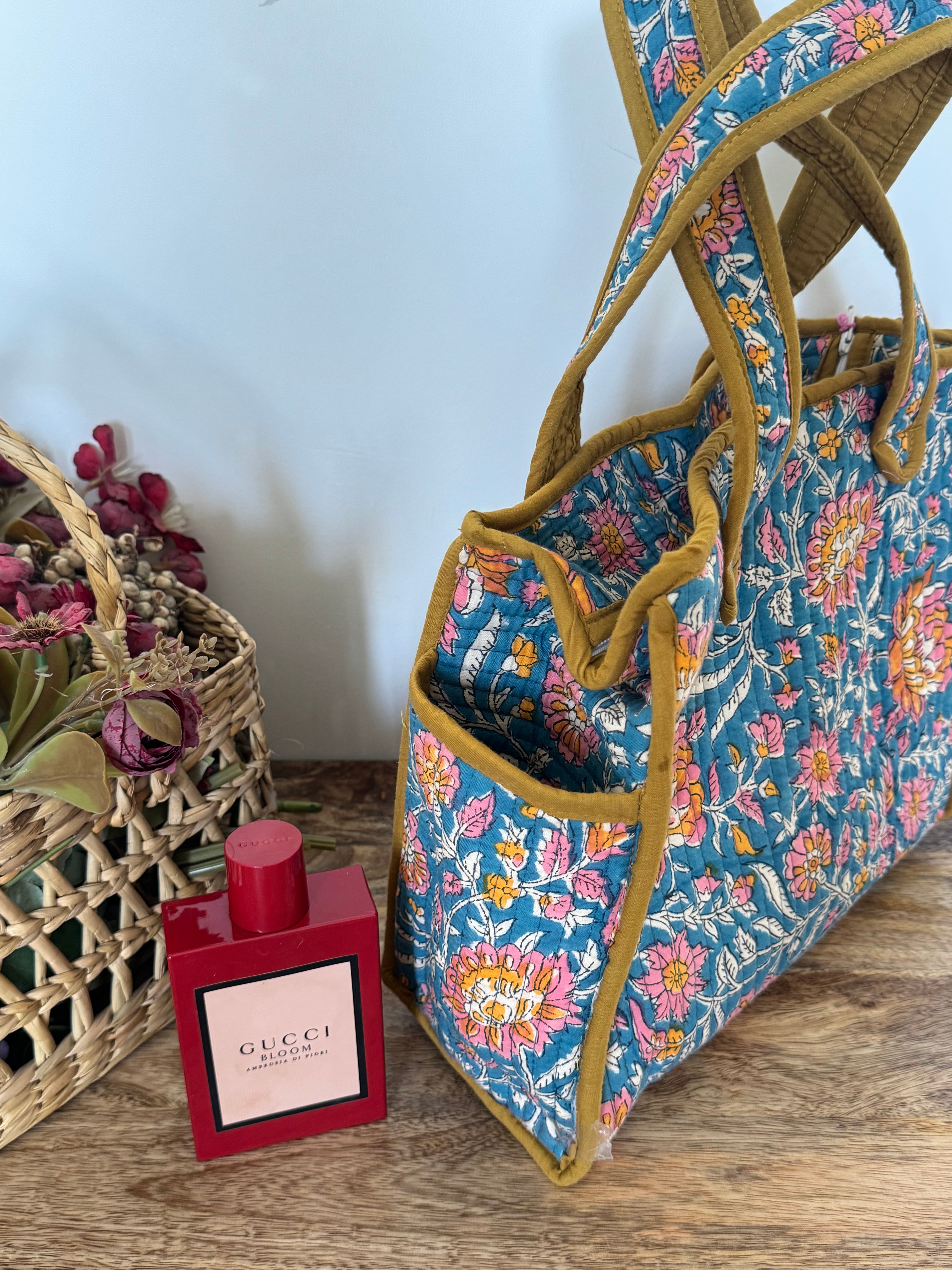 MINI TOTE BAG WITH ZIP