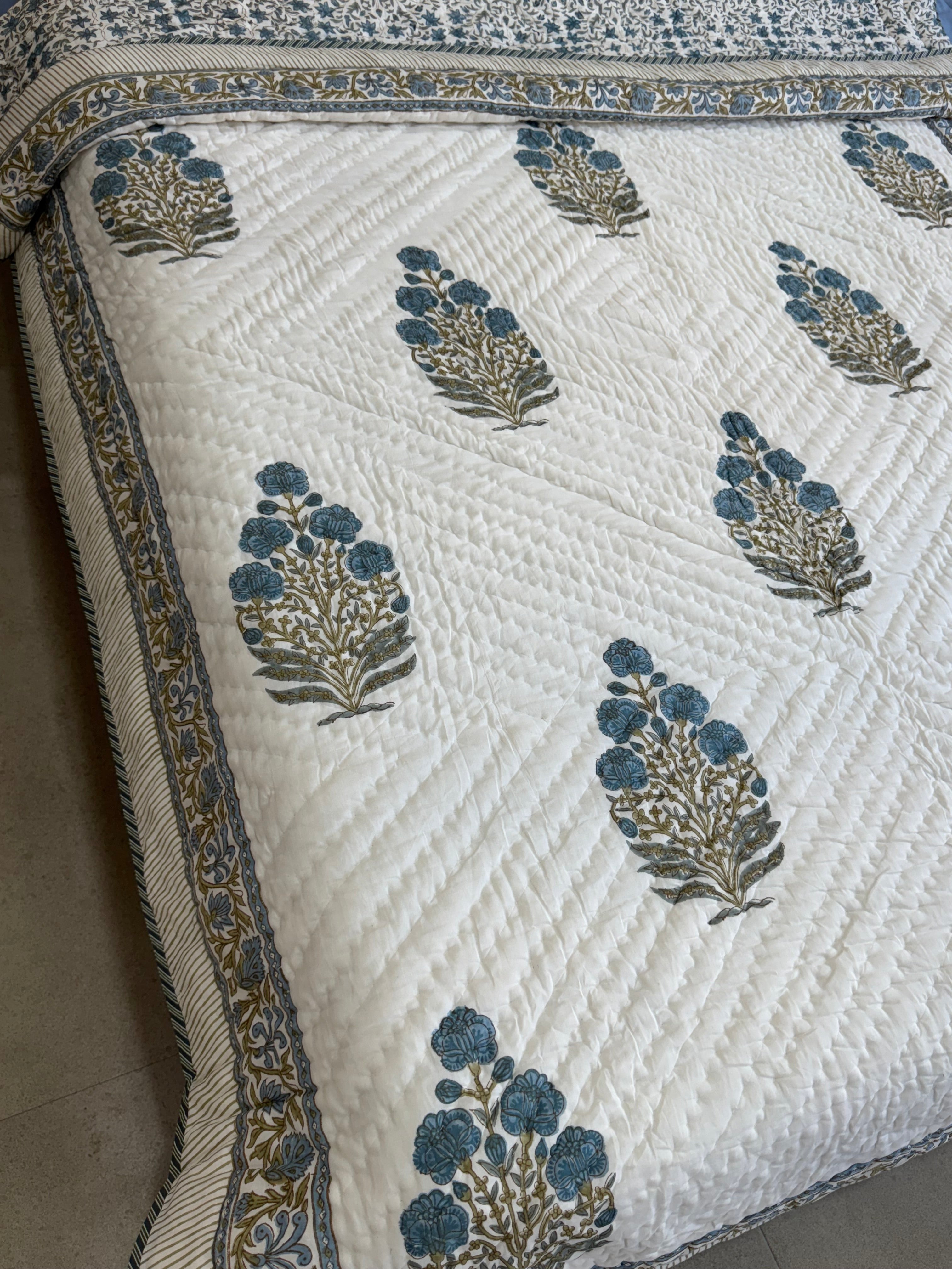 HANDBLOCK PRINTED SINGLE QUILT