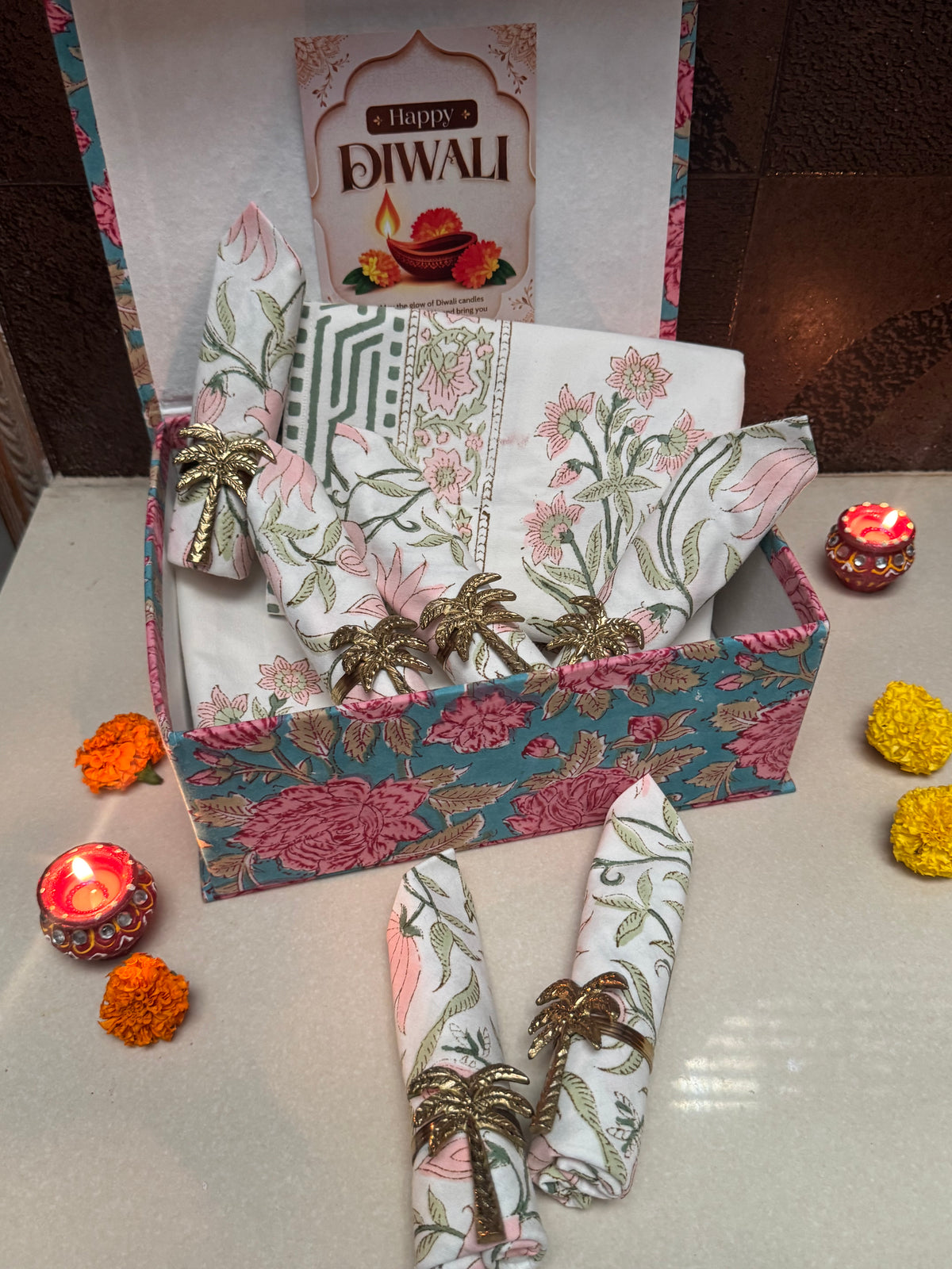 HAND BLOCK PRINTED GIFT BOX - TABLE LINEN