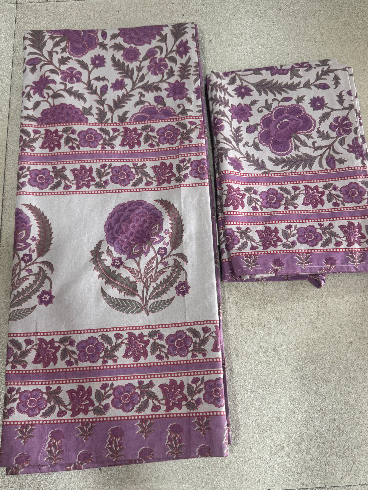 SHALIMAR BEDSHEET WITH TWO REVERSIBLE PILLOW COVERS