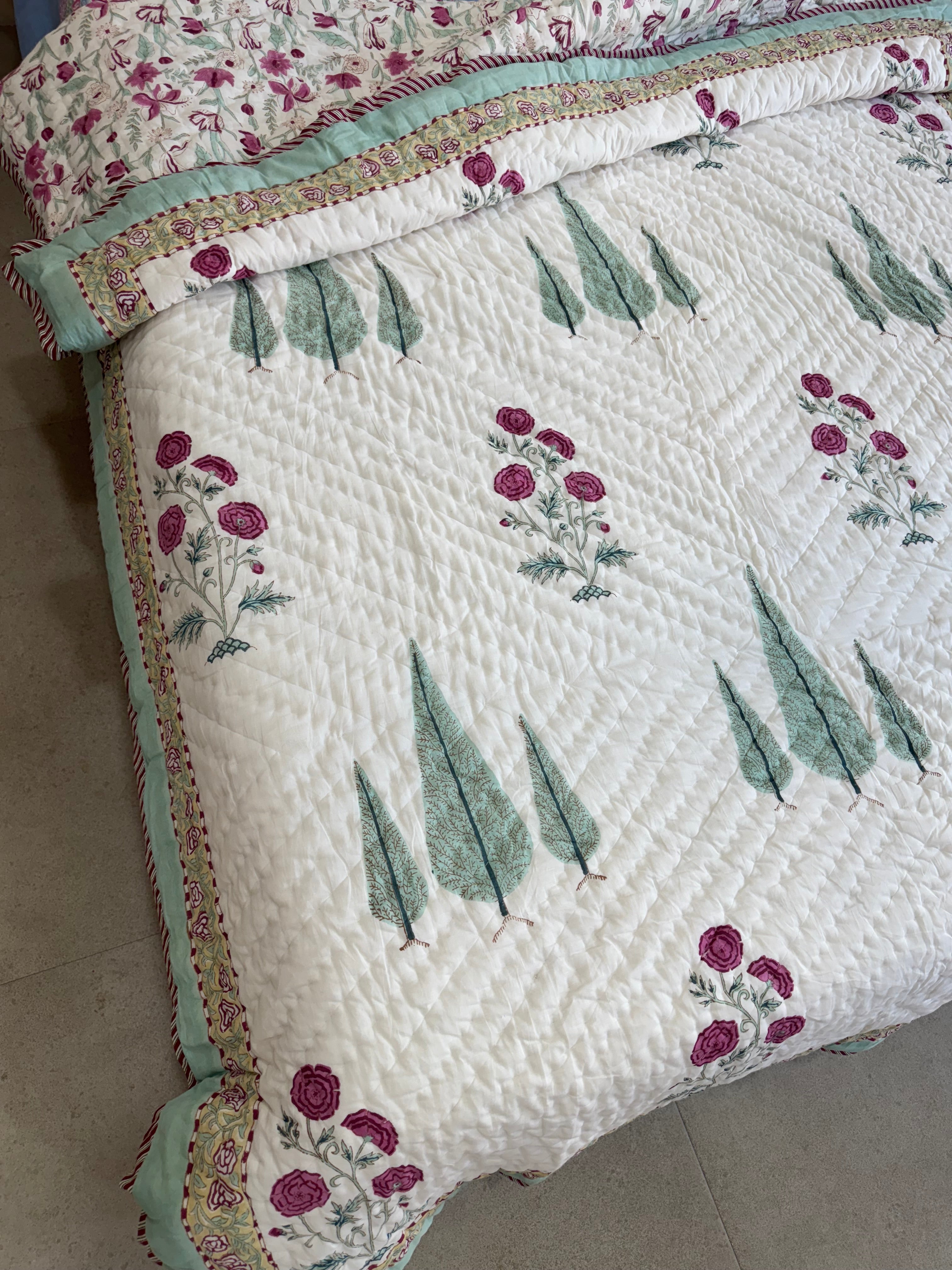 HANDBLOCK PRINTED SINGLE QUILT