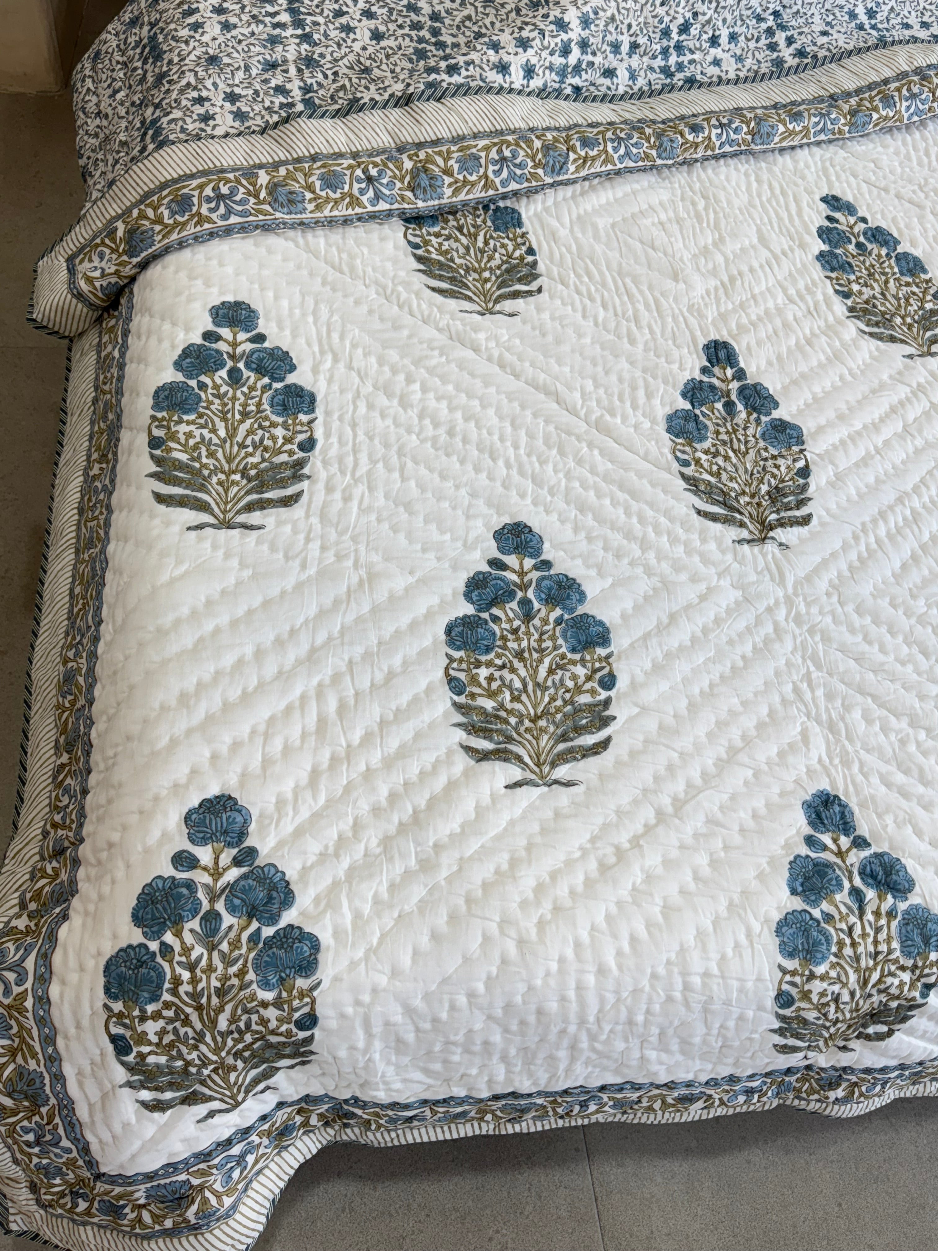 HANDBLOCK PRINTED SINGLE QUILT