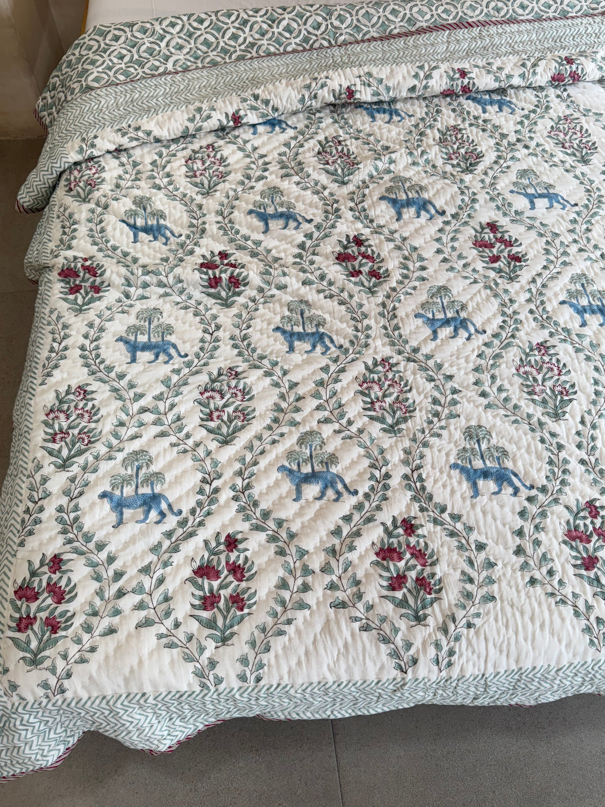 HAND BLOCK PRINTED SINGLE QUILT