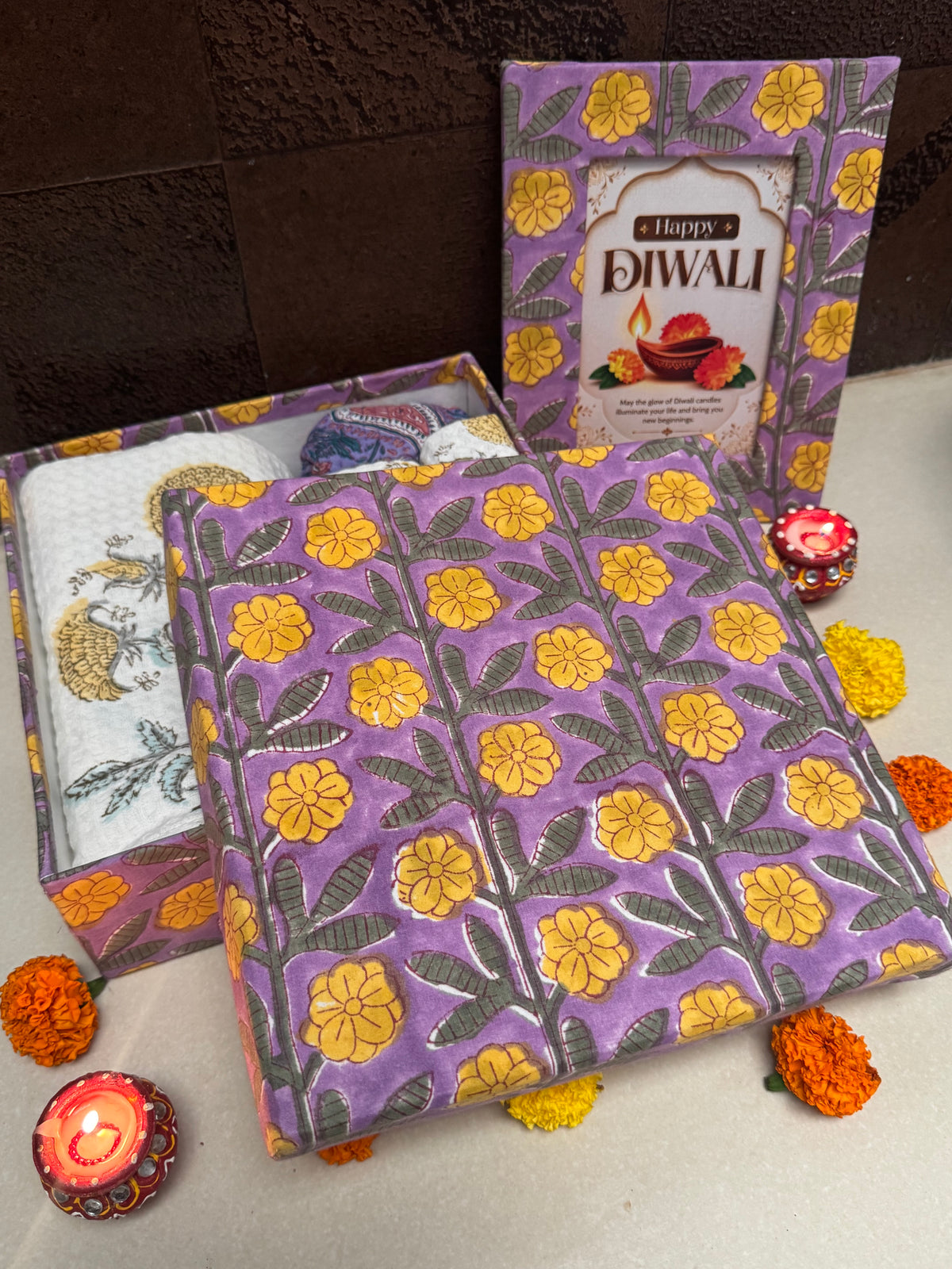 HANDBLOCK PRINTED GIFT BOX - BATH LINEN