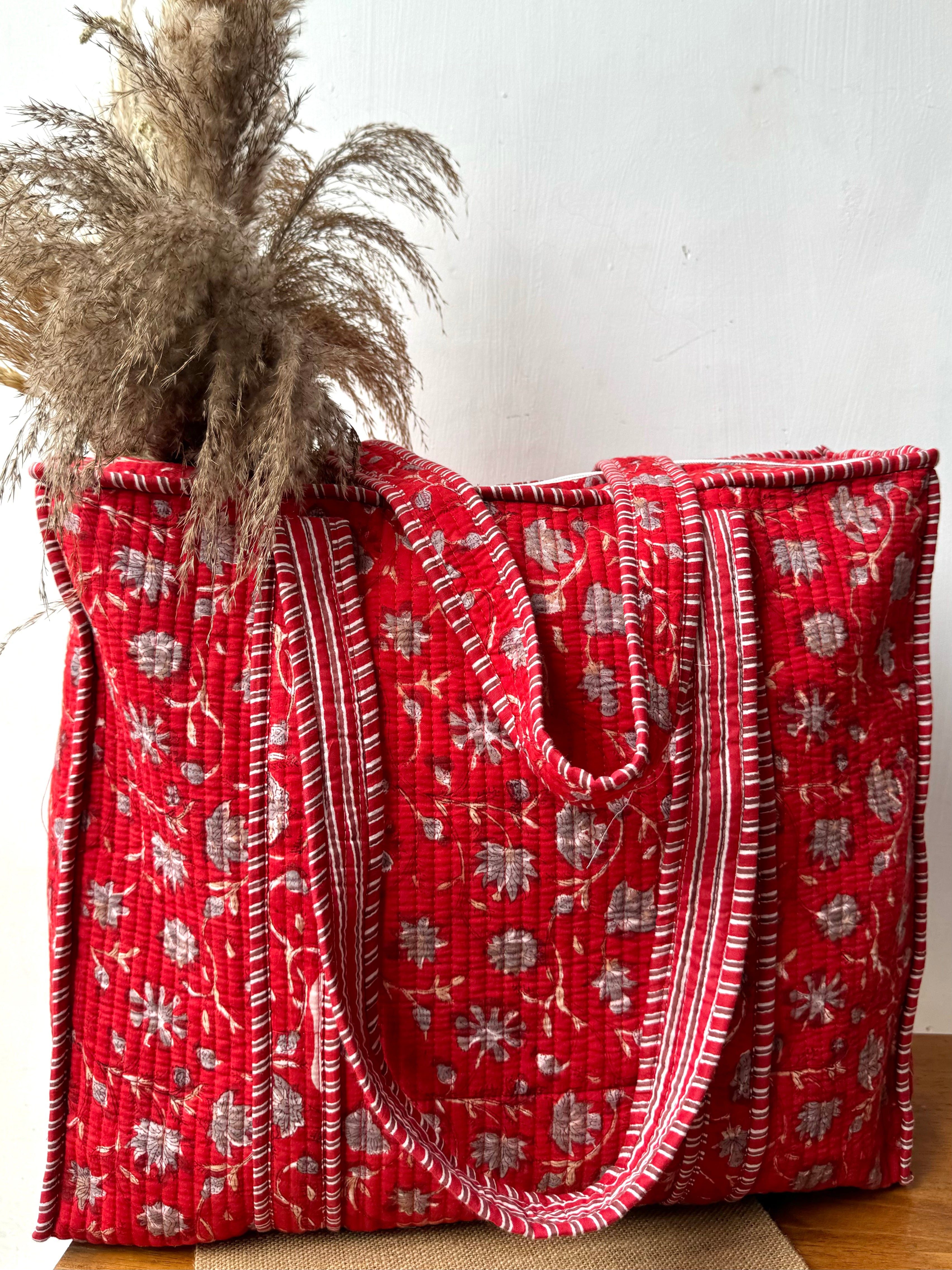 HAND BLOCK PRINTED TOTE BAG WITH ZIP