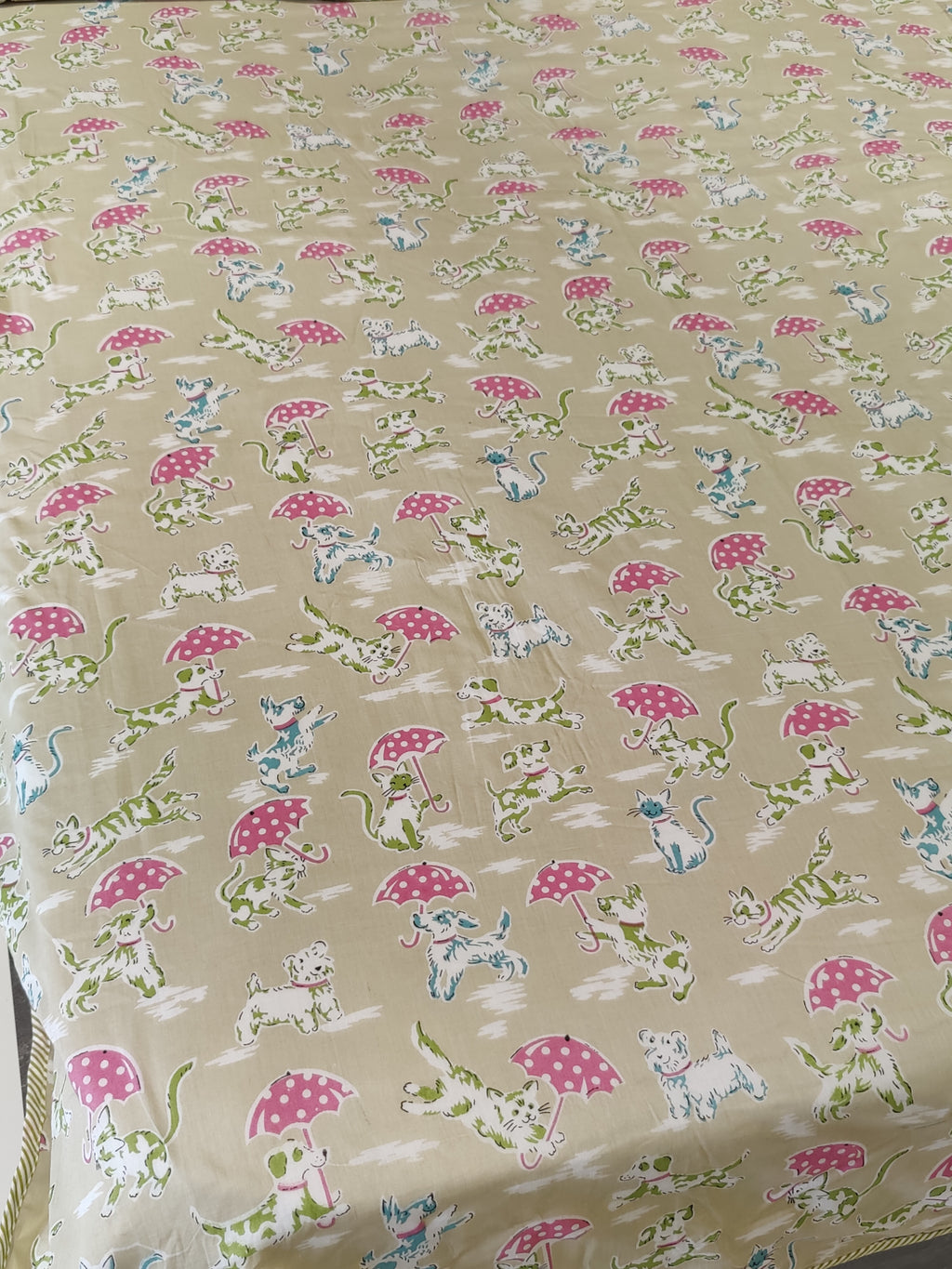 REVERSIBLE MULMUL DOHAR - 60 by 90 Inches
