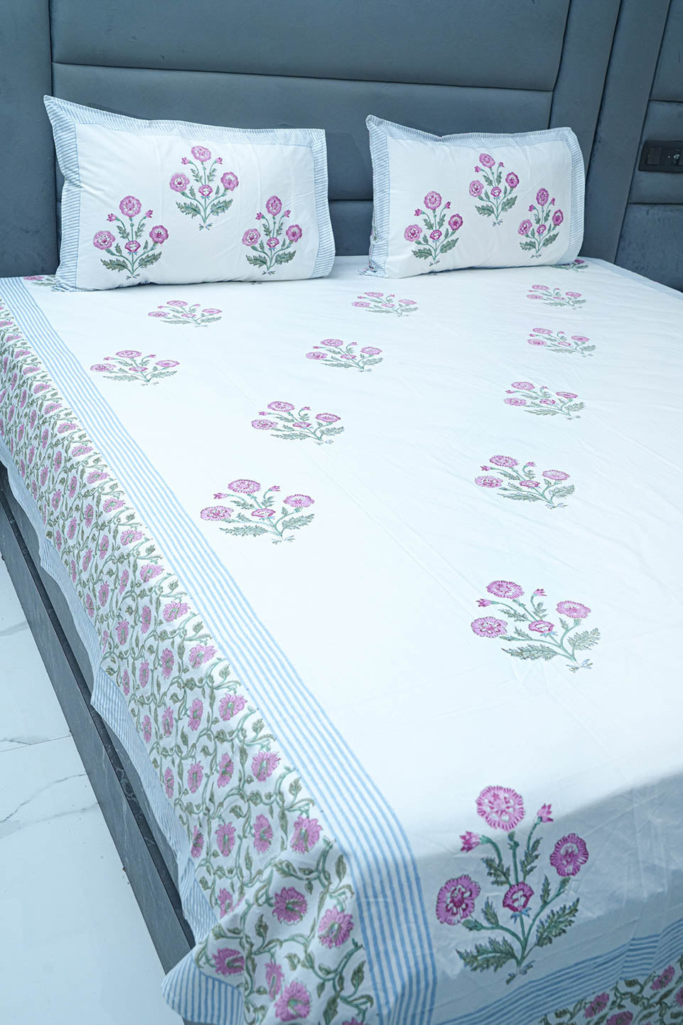 VEGA HAND BLOCK PRINTED BEDSHEET WITH TWO REVERSIBLE PILLOW COVERS