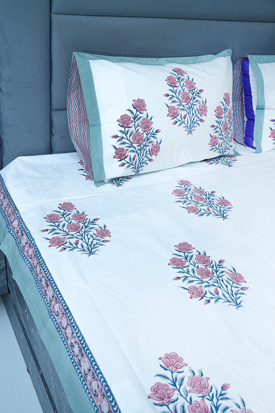 TERRACOTTA HAND BLOCK PRINTED BEDSHEET WITH TWO REVERSIBLE PILLOW COVERS