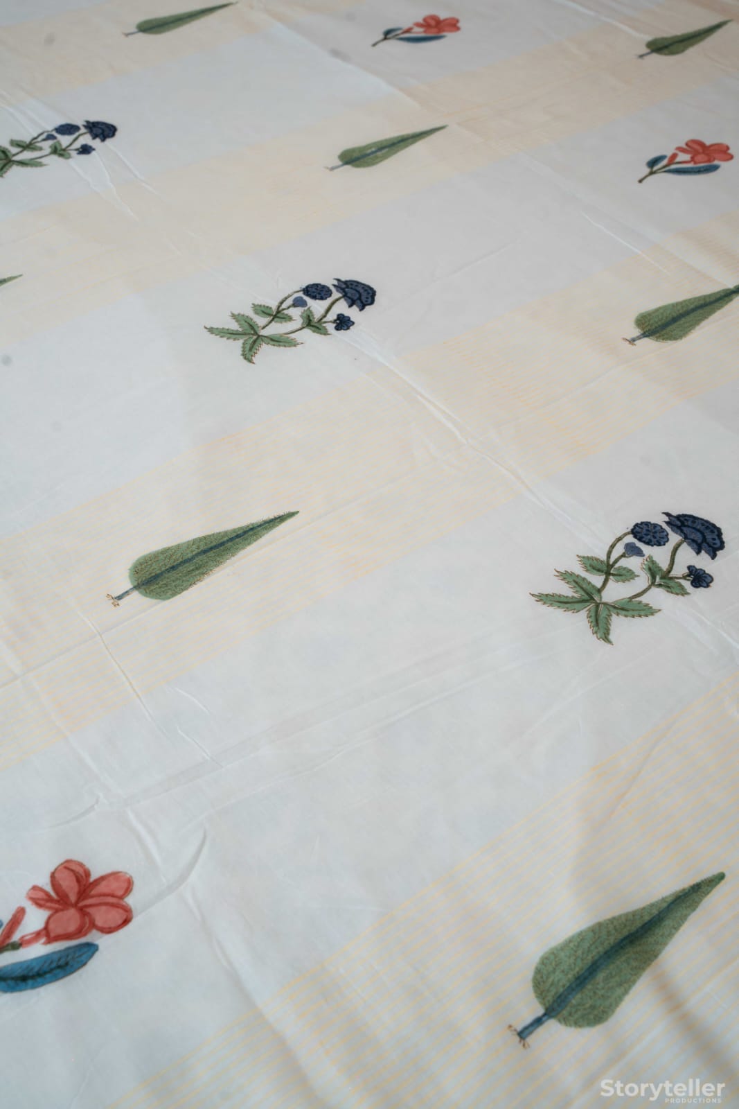 ARNIT DOUBLE BED HANDBLOCK PRINTED REVERSIBLE MULMUL DOHAR