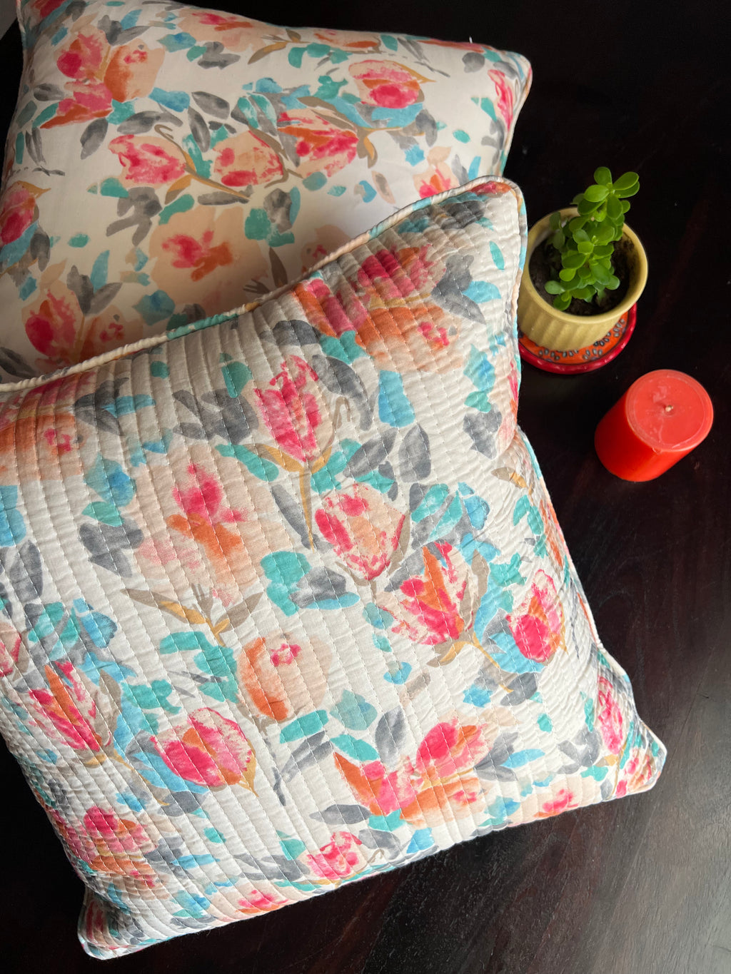 KANAK - SINGLE PIECE QUILTED 16 BY 16 INCHES CUSHION