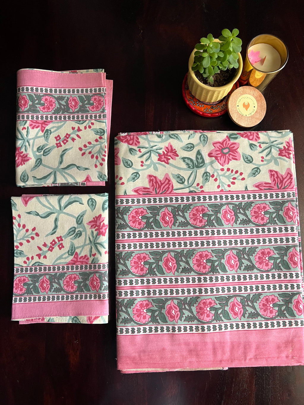 GULMOHAR SINGLE BEDSHEET WITH TWO PILLOW COVER