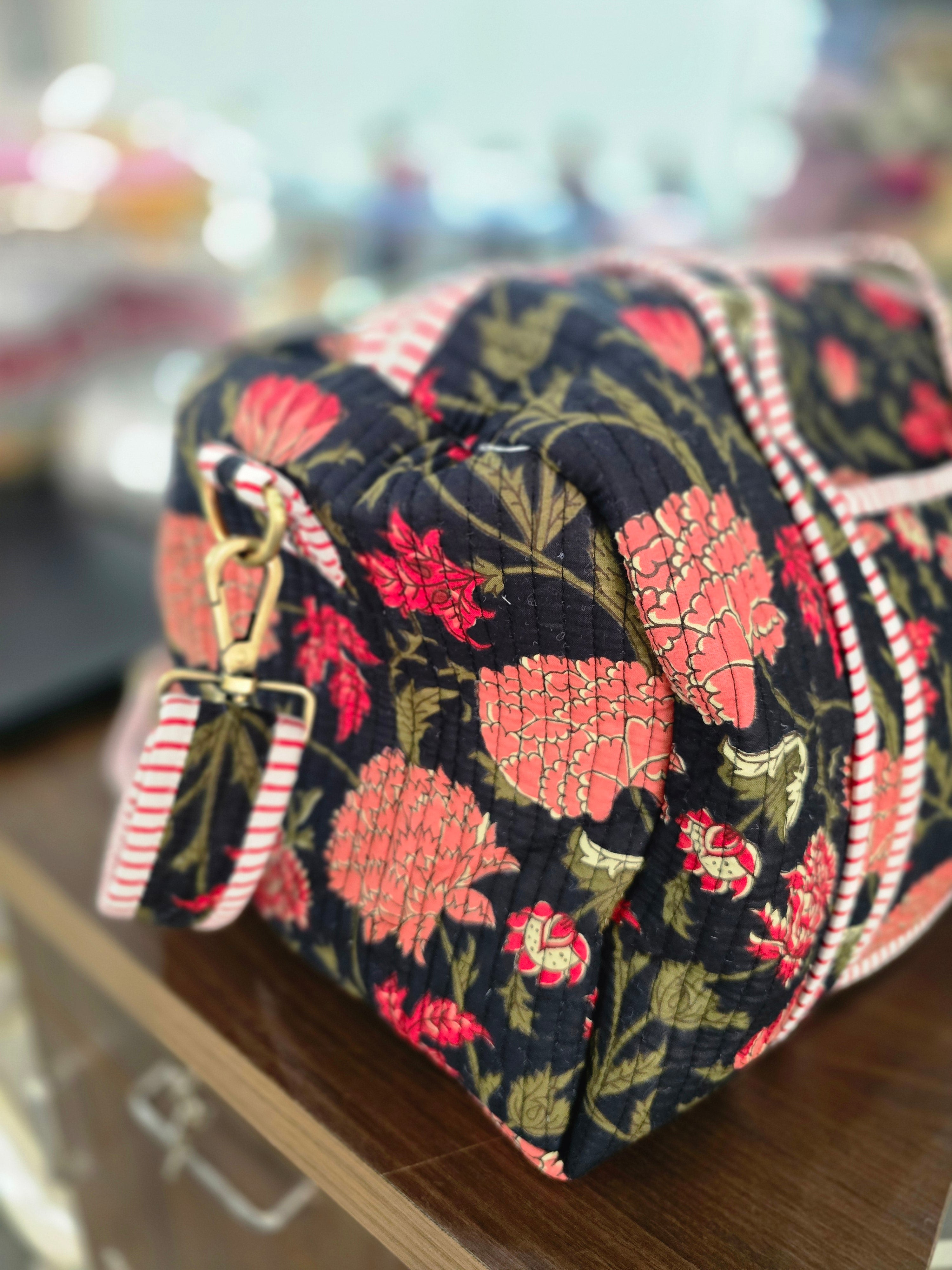 DUFFLE BAG