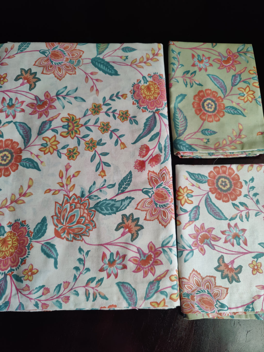 SHALIMAR FLORAL BEDSHEET WITH TWO PILLOW CASES
