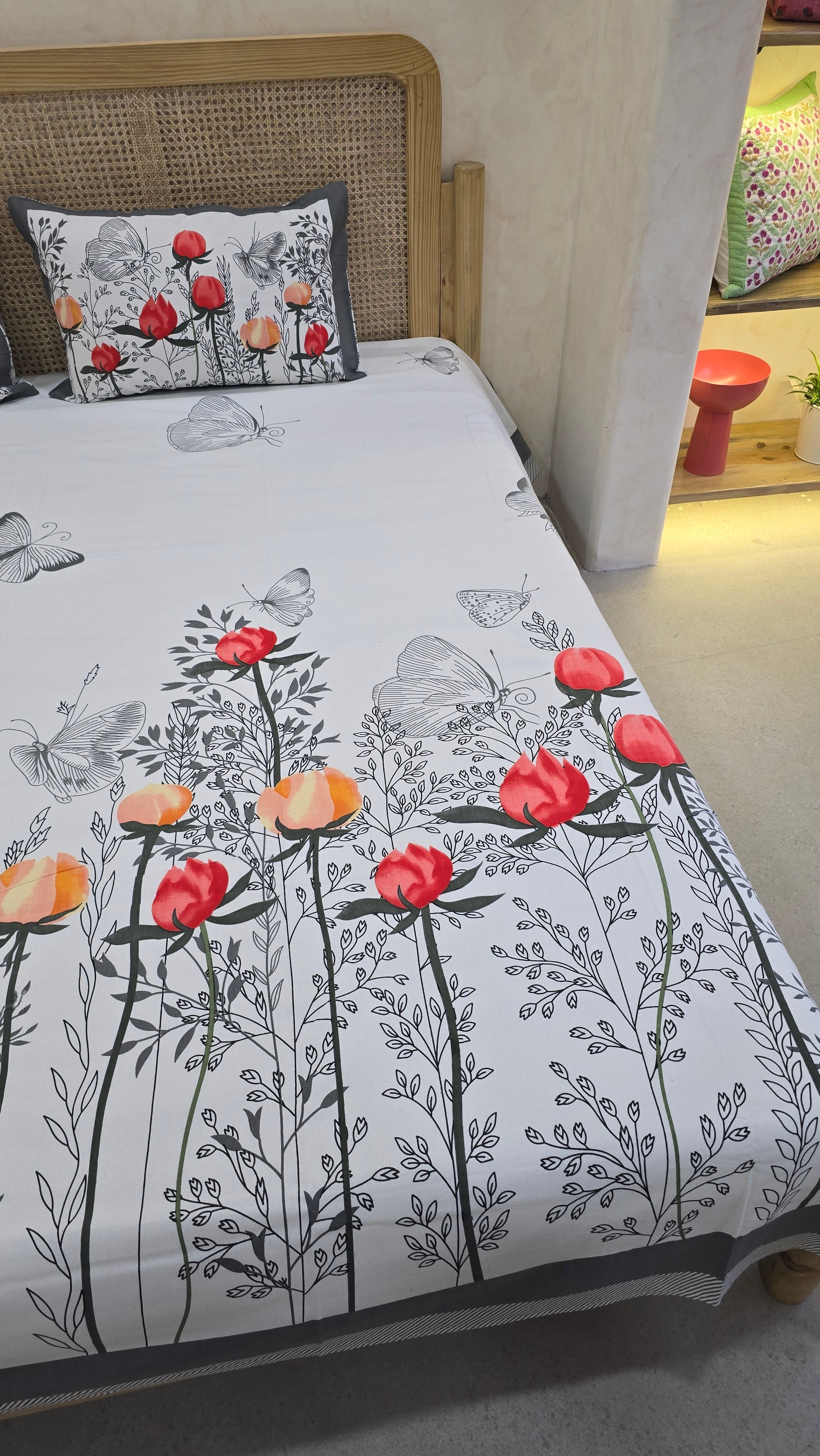 RED ROSE BASIL BEDSHEET WITH TWO REVERSIBLE PILLOW COVERS