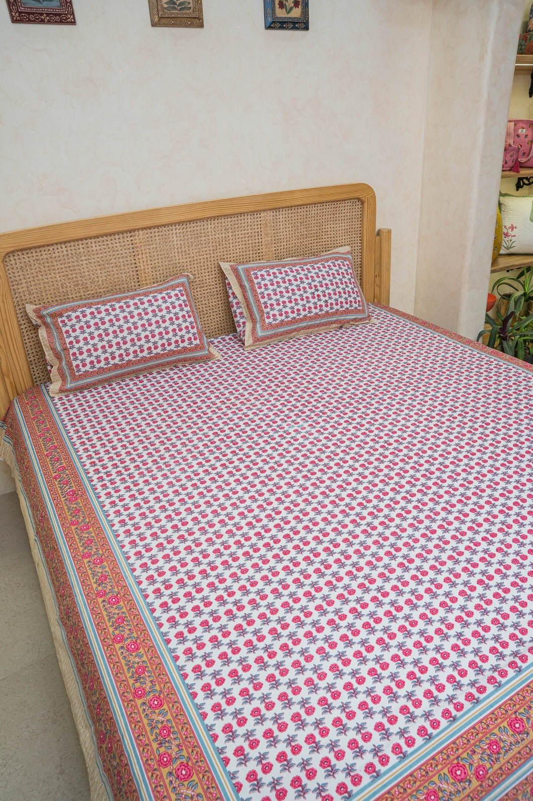 PURE COTTON BEDSHEET WITH TWO PILLOW CASES
