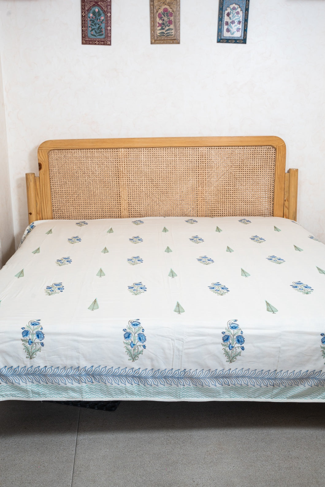 DOUBLE BED HANDBLOCK PRINTED REVERSIBLE MULMUL DOHAR