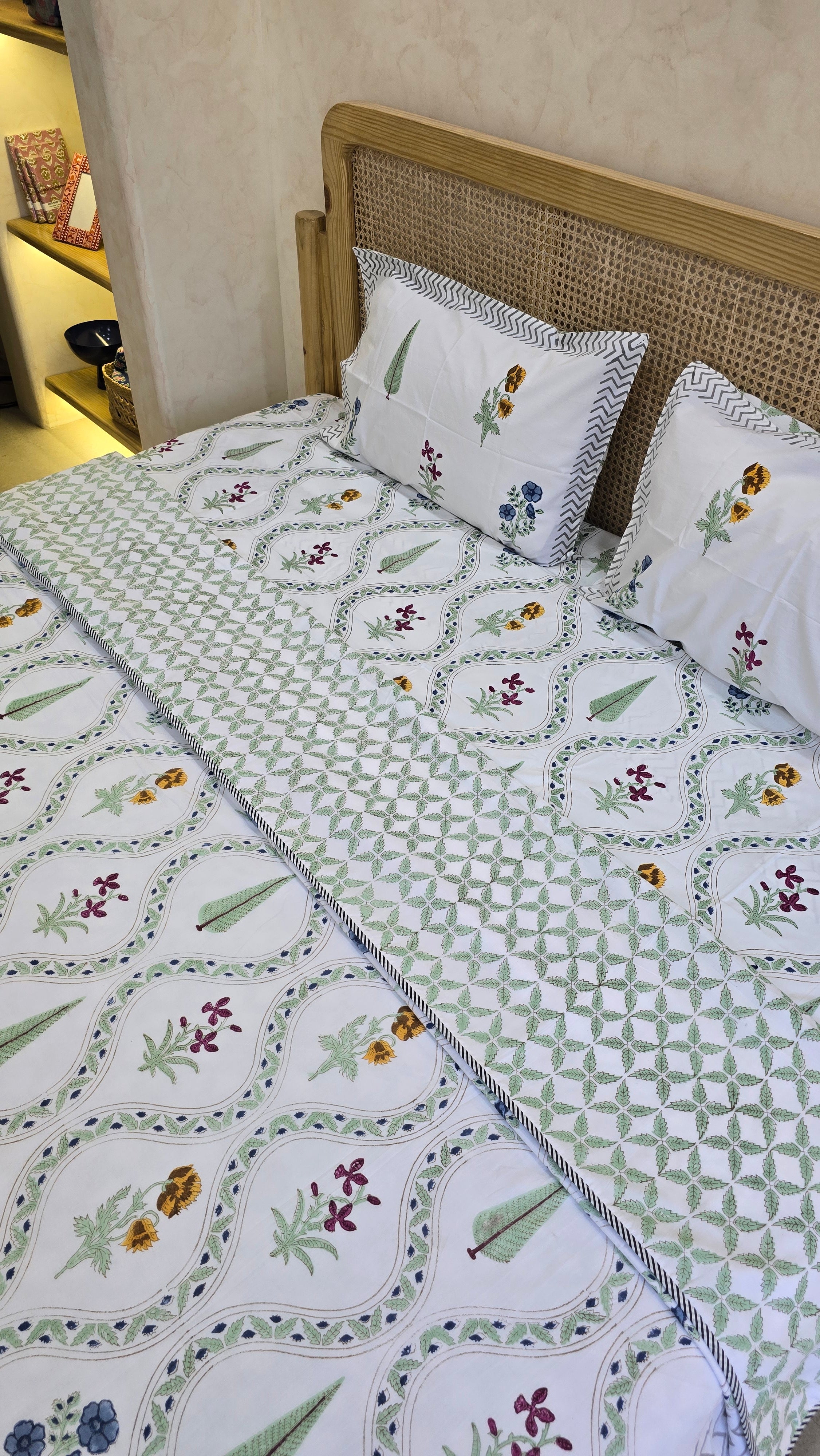 MALIKA HANDBLOCK PRINTED DOHAR BEDDING SET