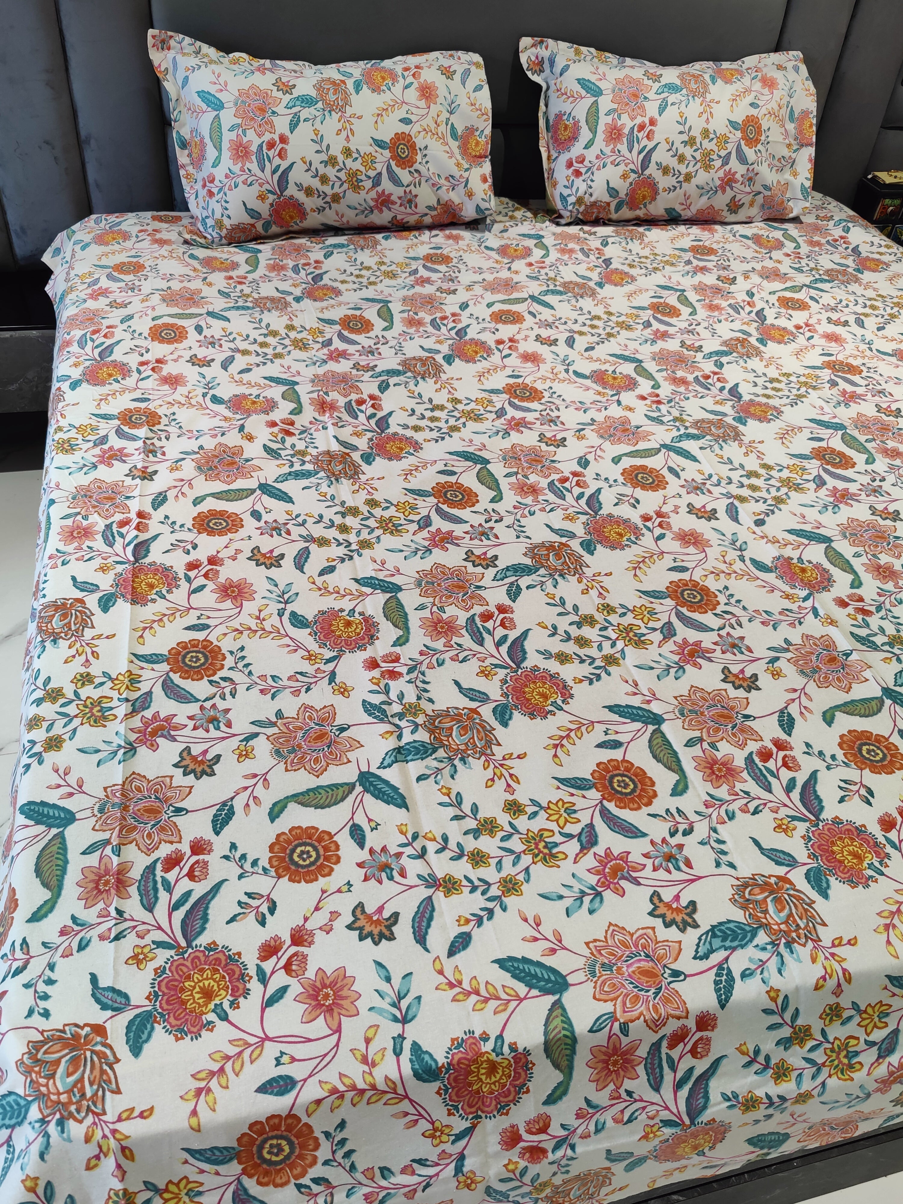 FLORAL SHALIMAR BEDSHEET WITH TWO REVERSIBLE PILLOW COVERS