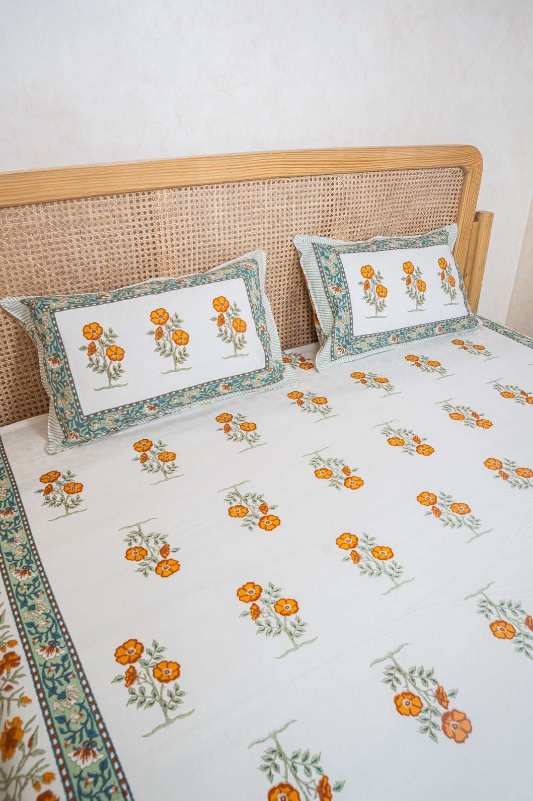 PURE COTTON BEDSHEET WITH TWO PILLOW CASES