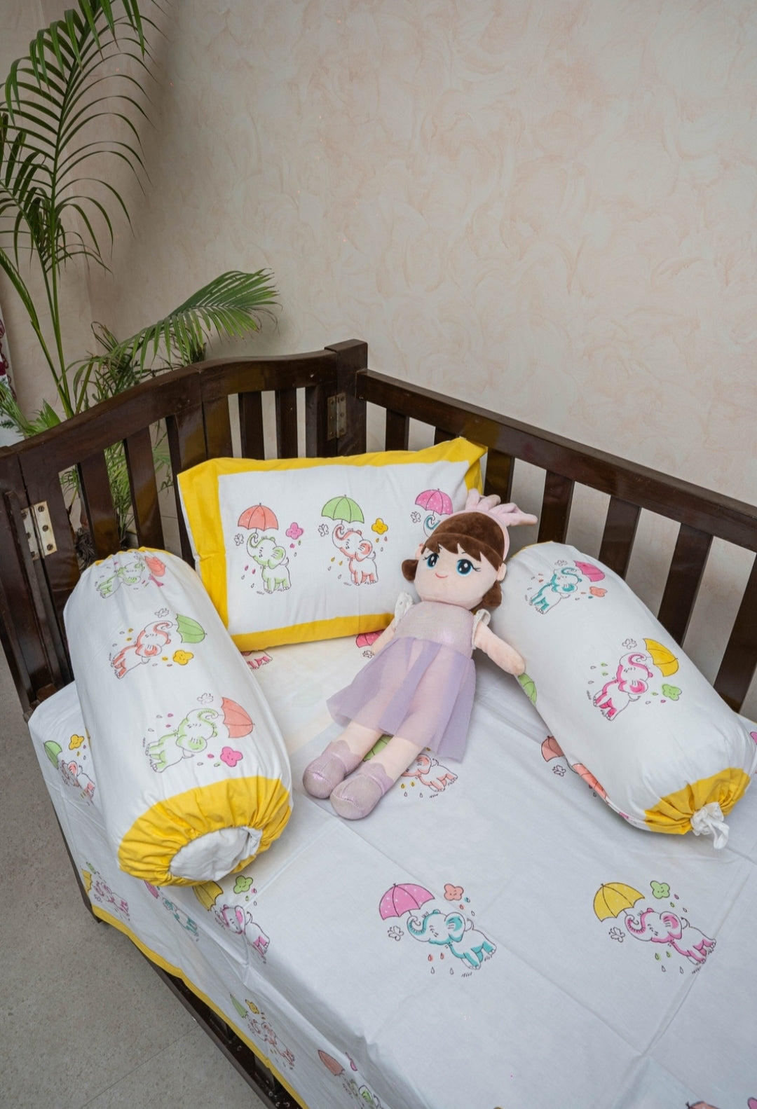 HAND BLOCK PRINTED CRIB BEDSHEET WITH PILLOW AND BOLSTER COVER