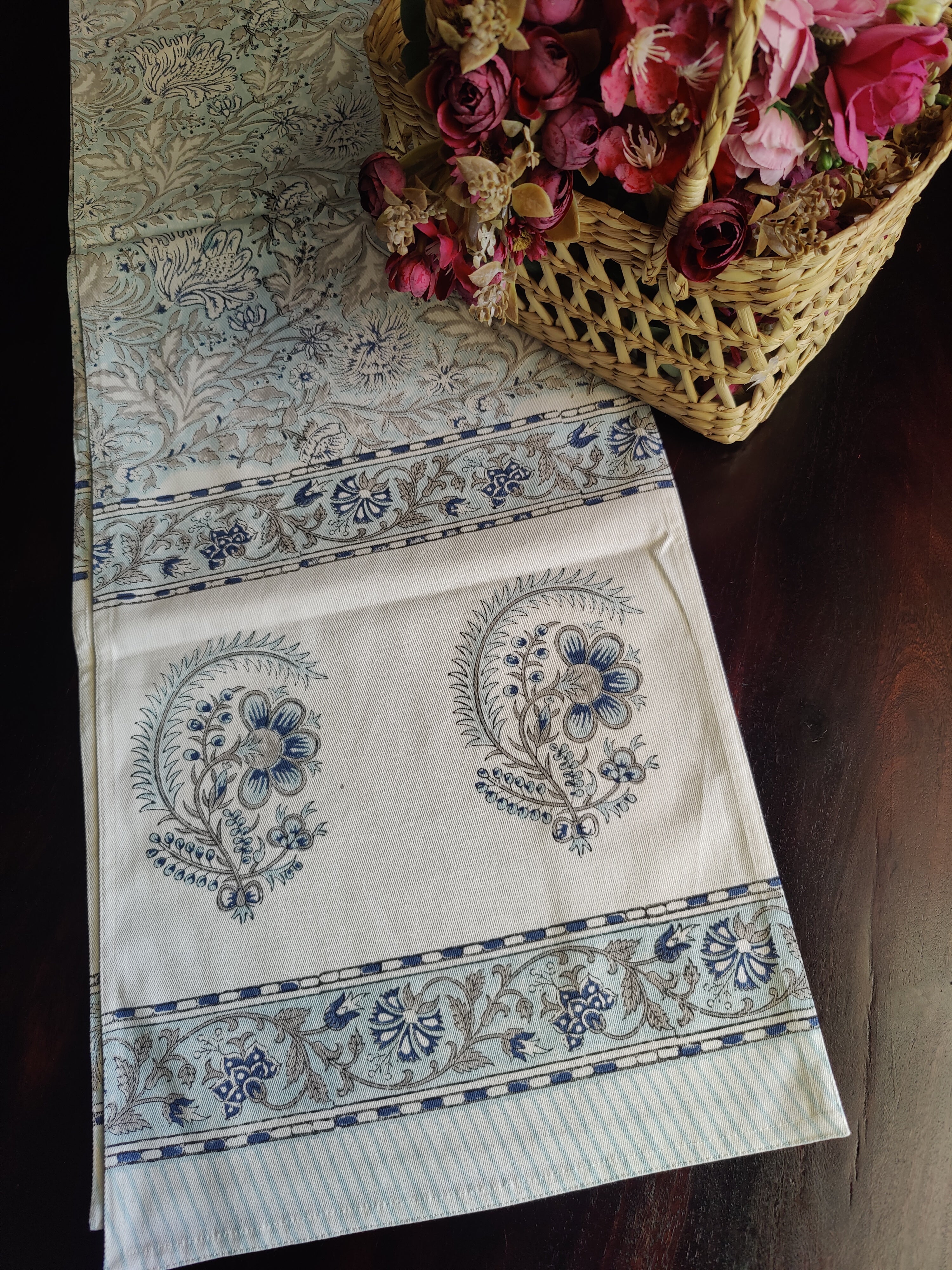 SIX SEATER HANDBLOCK PRINTED TABLE RUNNER