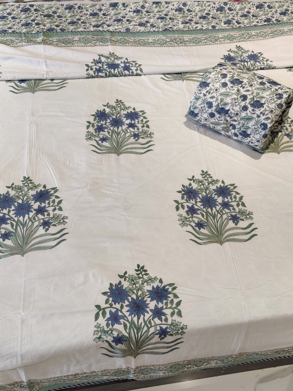 NYSHA HANDBLOCK PRINTED REVERSIBLE MULMUL DOHAR