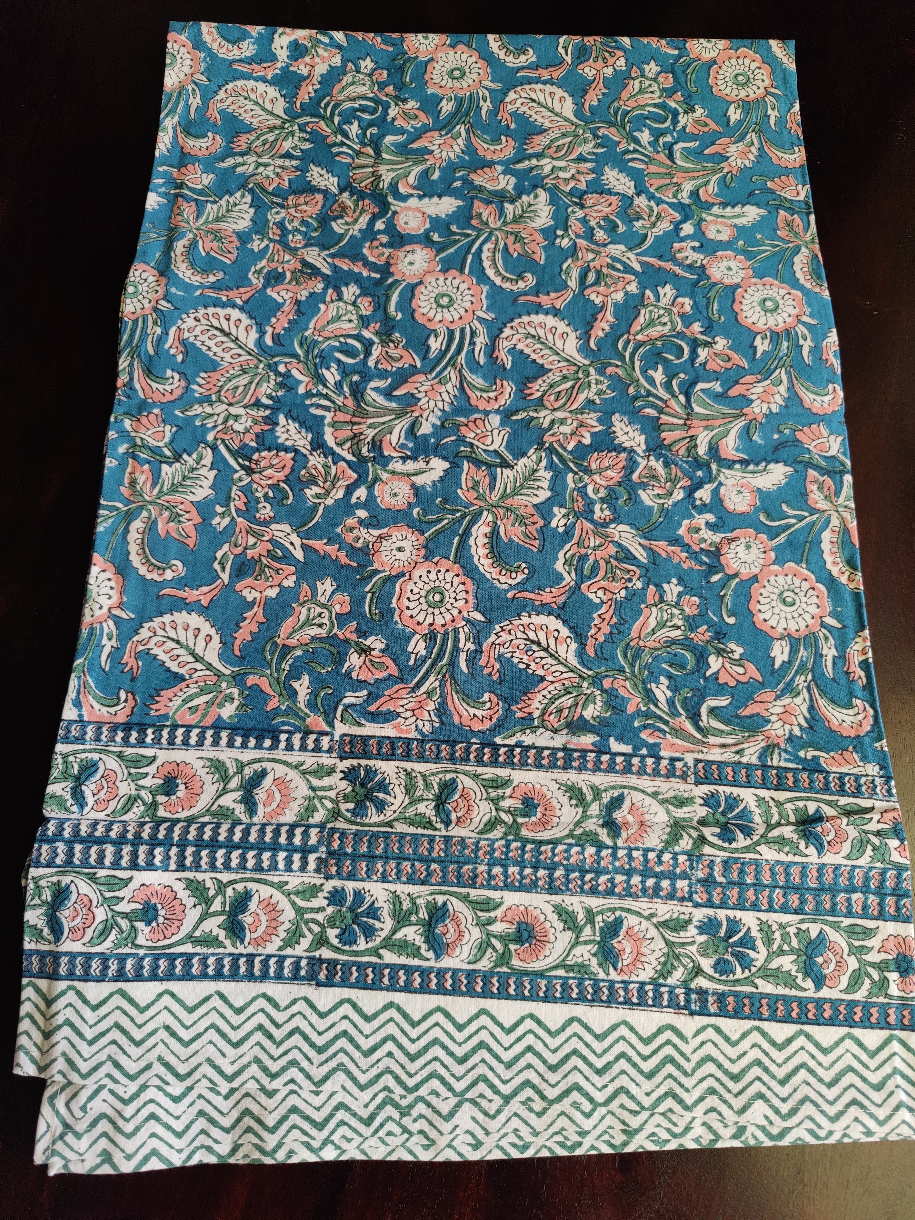 HAND BLOCK PRINTED SIX SEATER TABLECLOTH