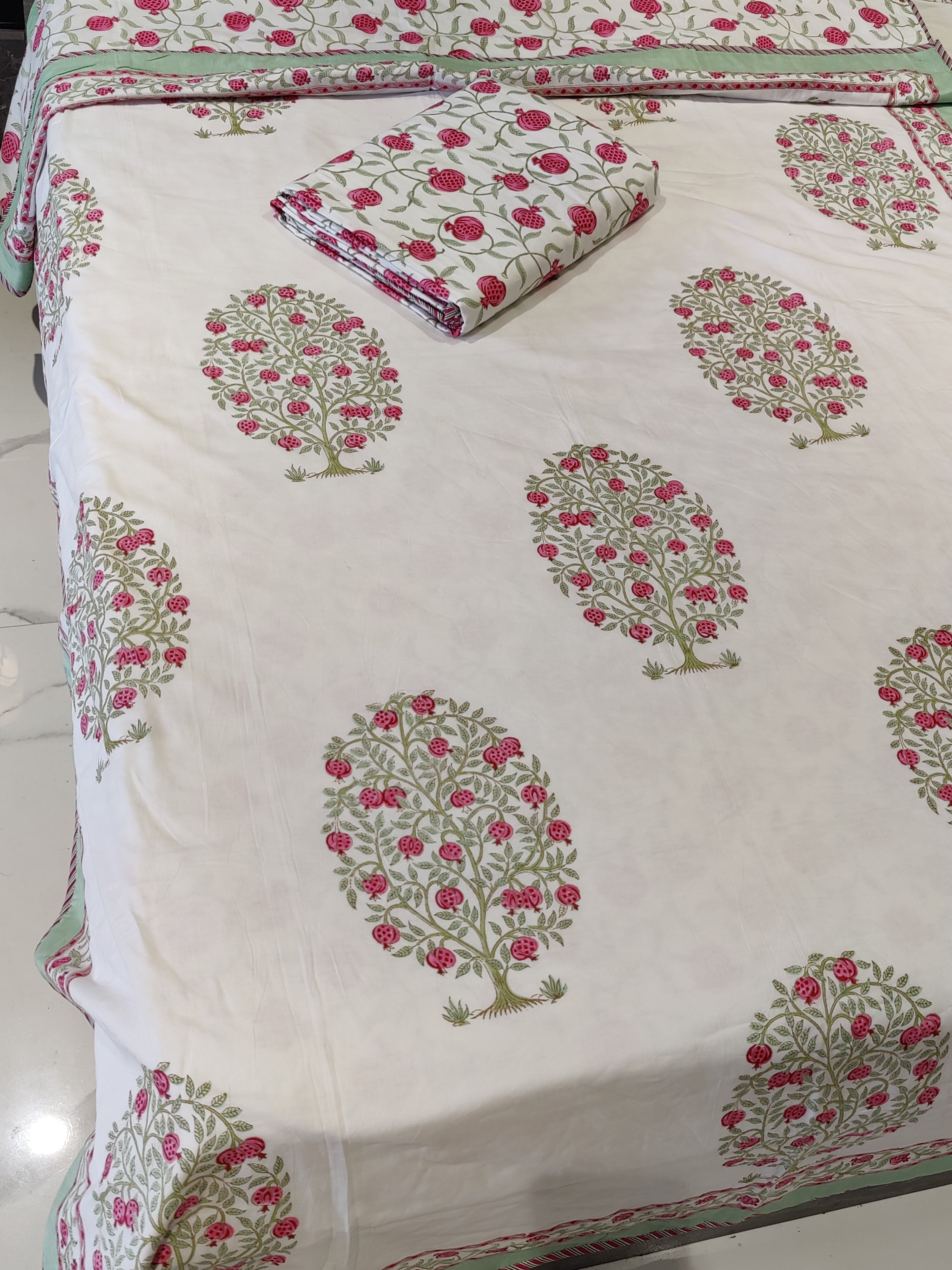 POMEGRANATE HANDBLOCK PRINTED REVERSIBLE MULMUL DOHAR