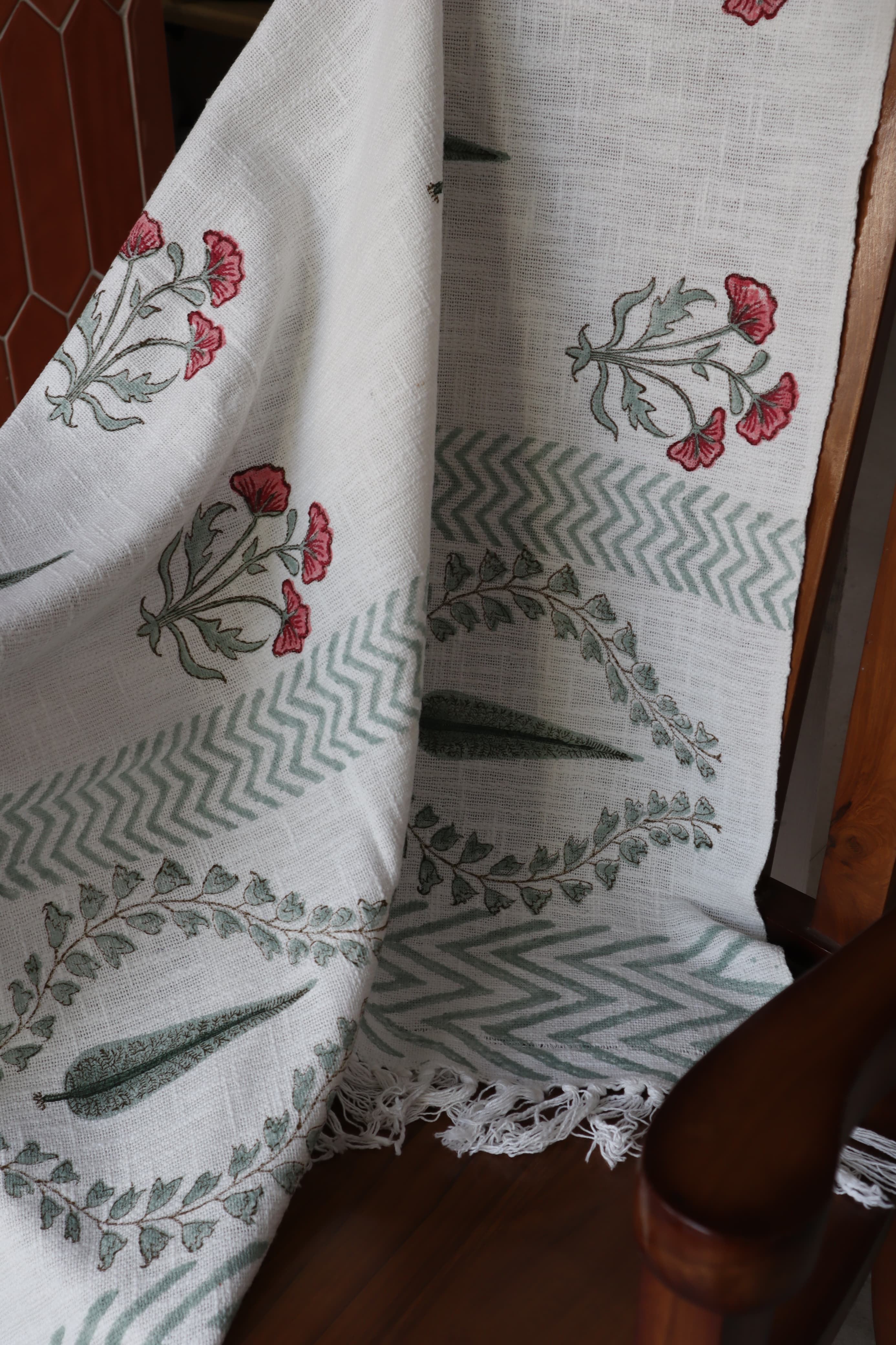 SOFA THROW (50 by 75 Inches)