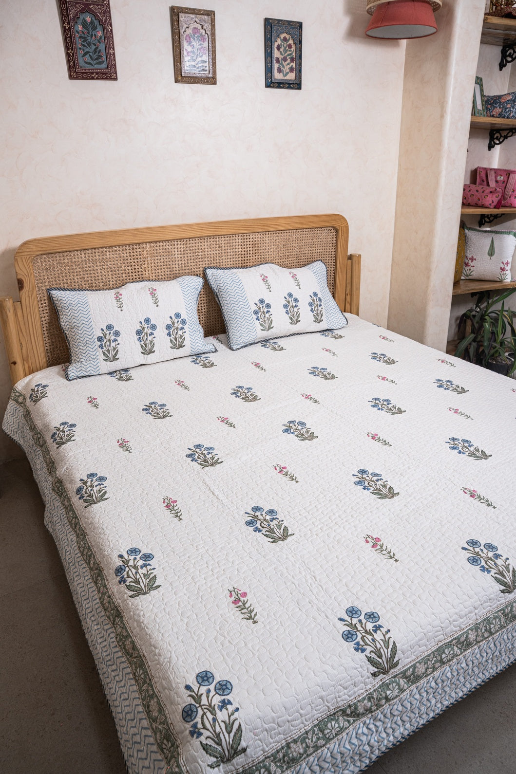 HANDBLOCK PRINTED REVERSIBLE QUILTED BEDCOVER 90*108