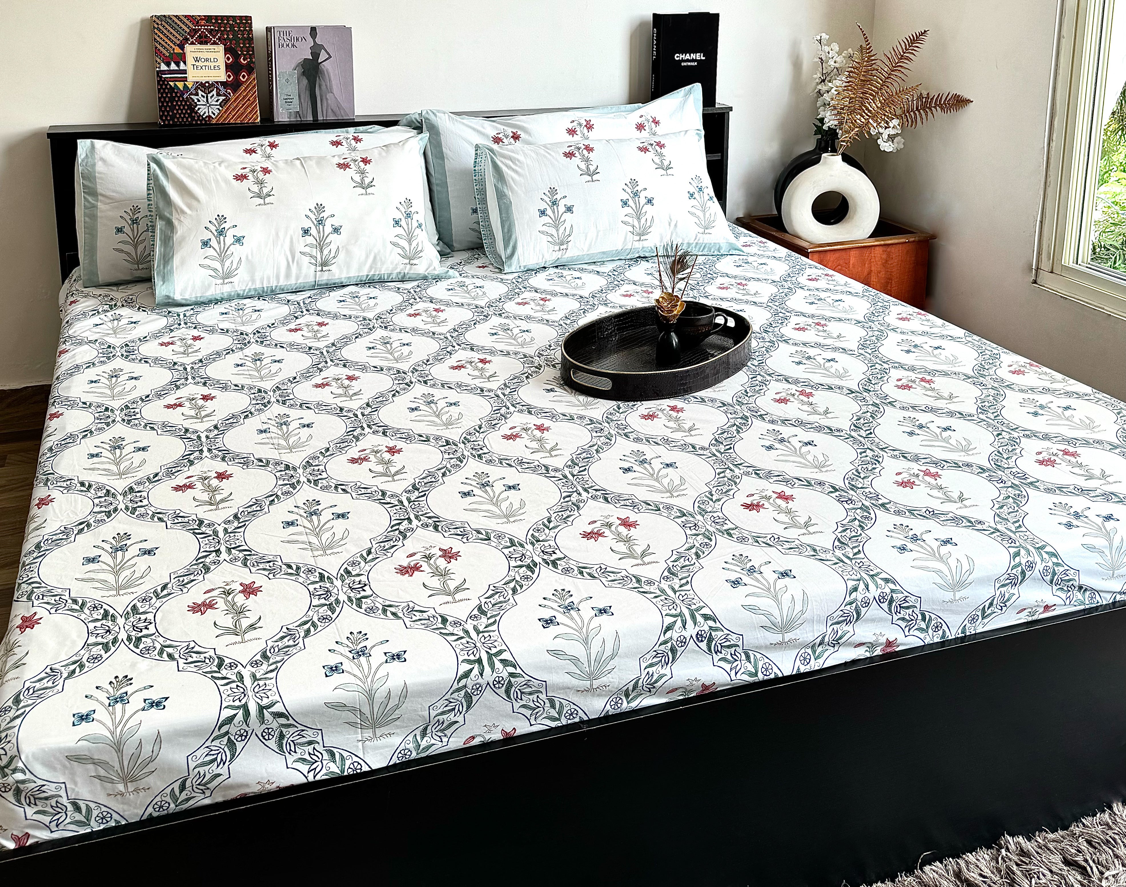 UMMED JAAL HANDBLOCK PRINTED BEDSHEET WITH TWO REVERSIBLE PILLOW COVERS