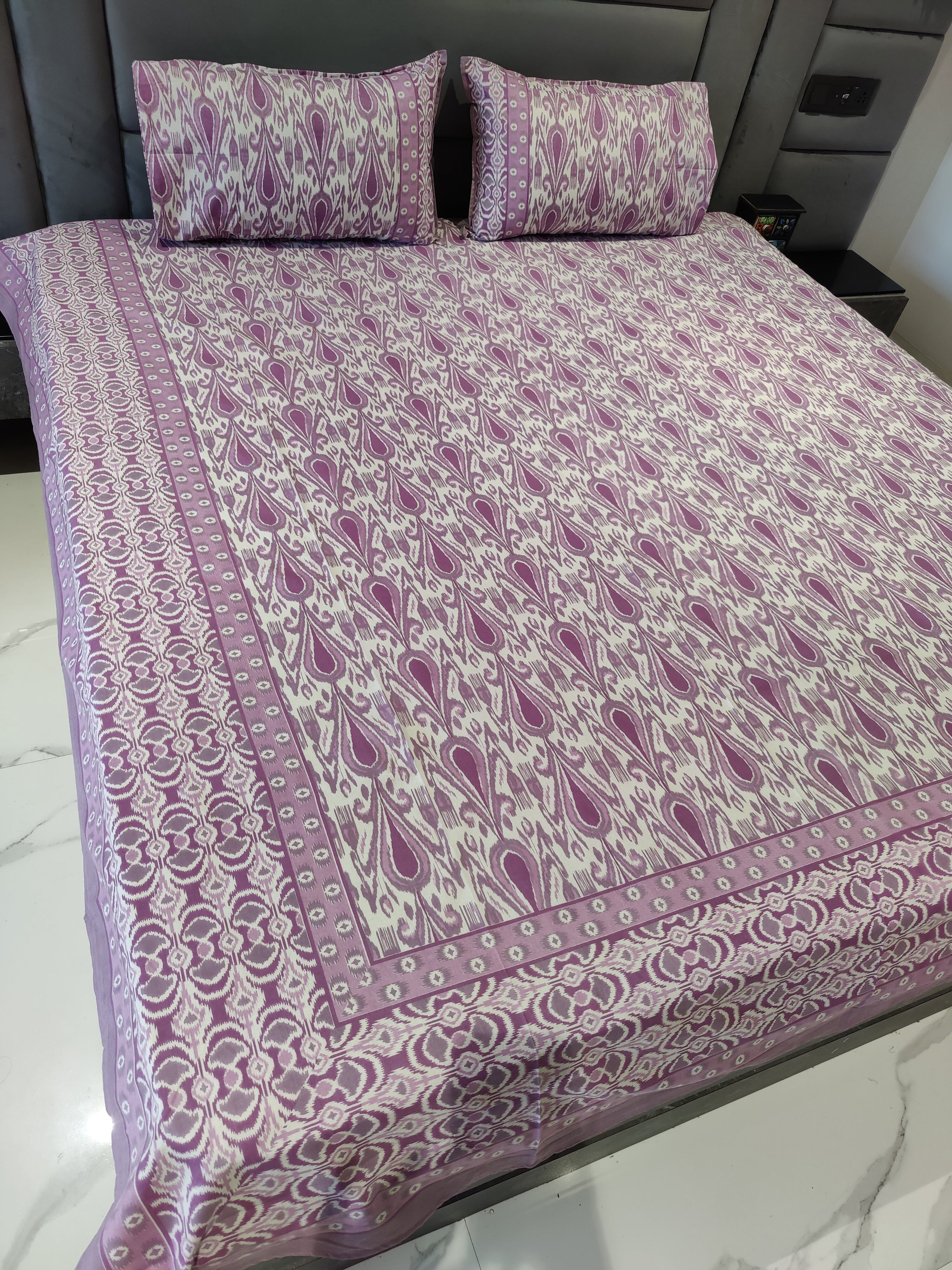 IKKAT SHALIMAR BEDSHEET WITH TWO REVERSIBLE PILLOW COVERS