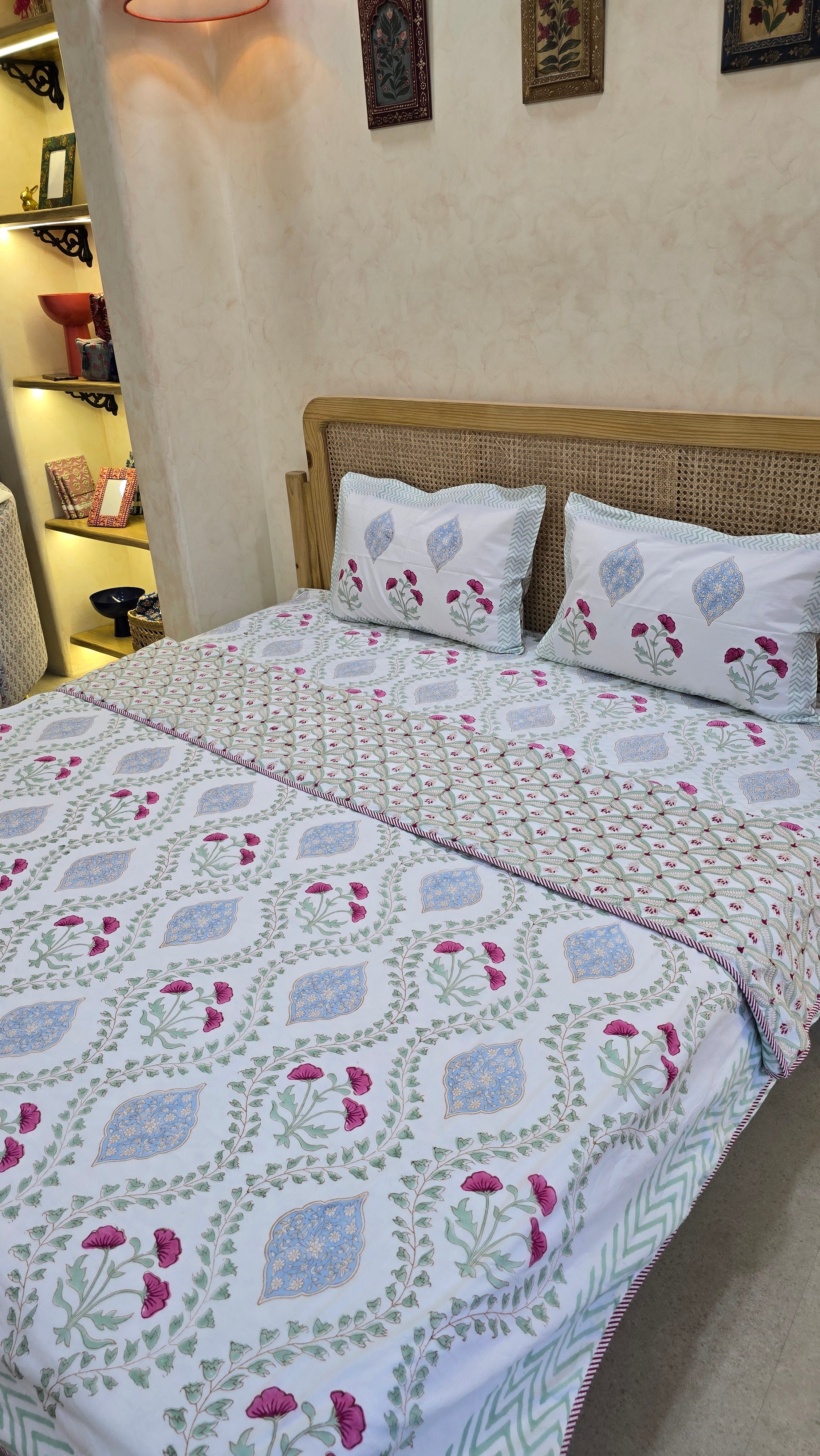 ANJANA HANDBLOCK PRINTED DOHAR BEDDING SET