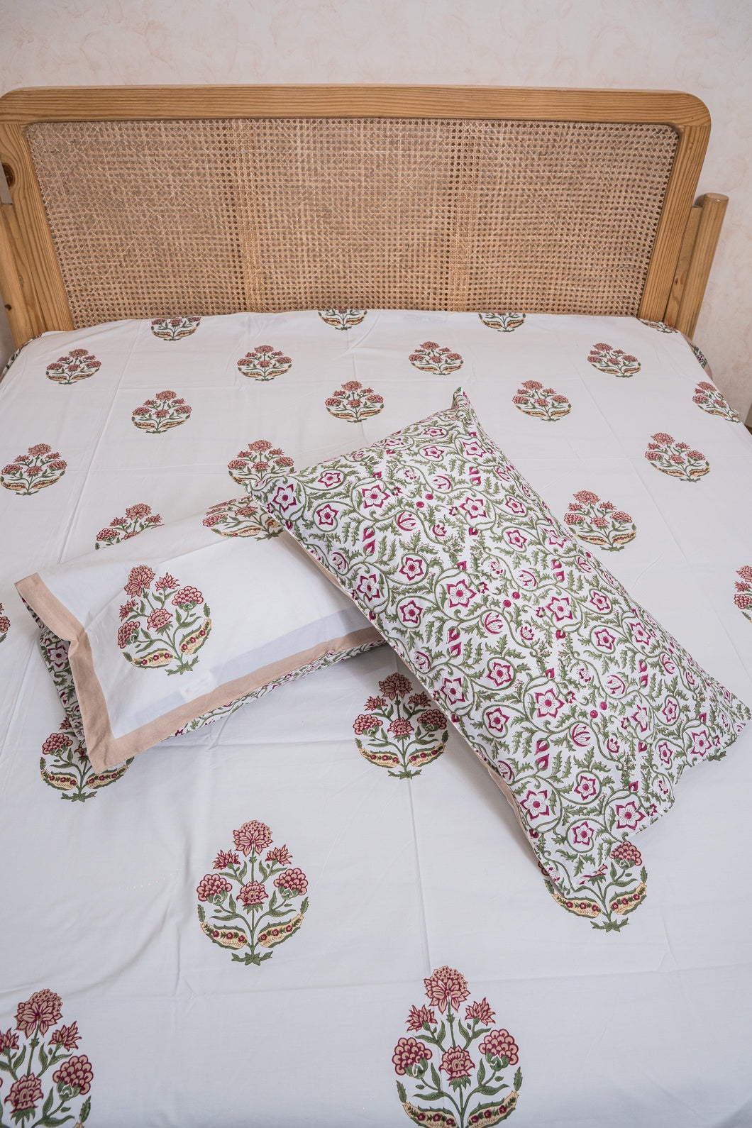 BHOOMI HAND BLOCK PRINTED BEDSHEET WITH TWO REVERSIBLE PILLOW COVERS