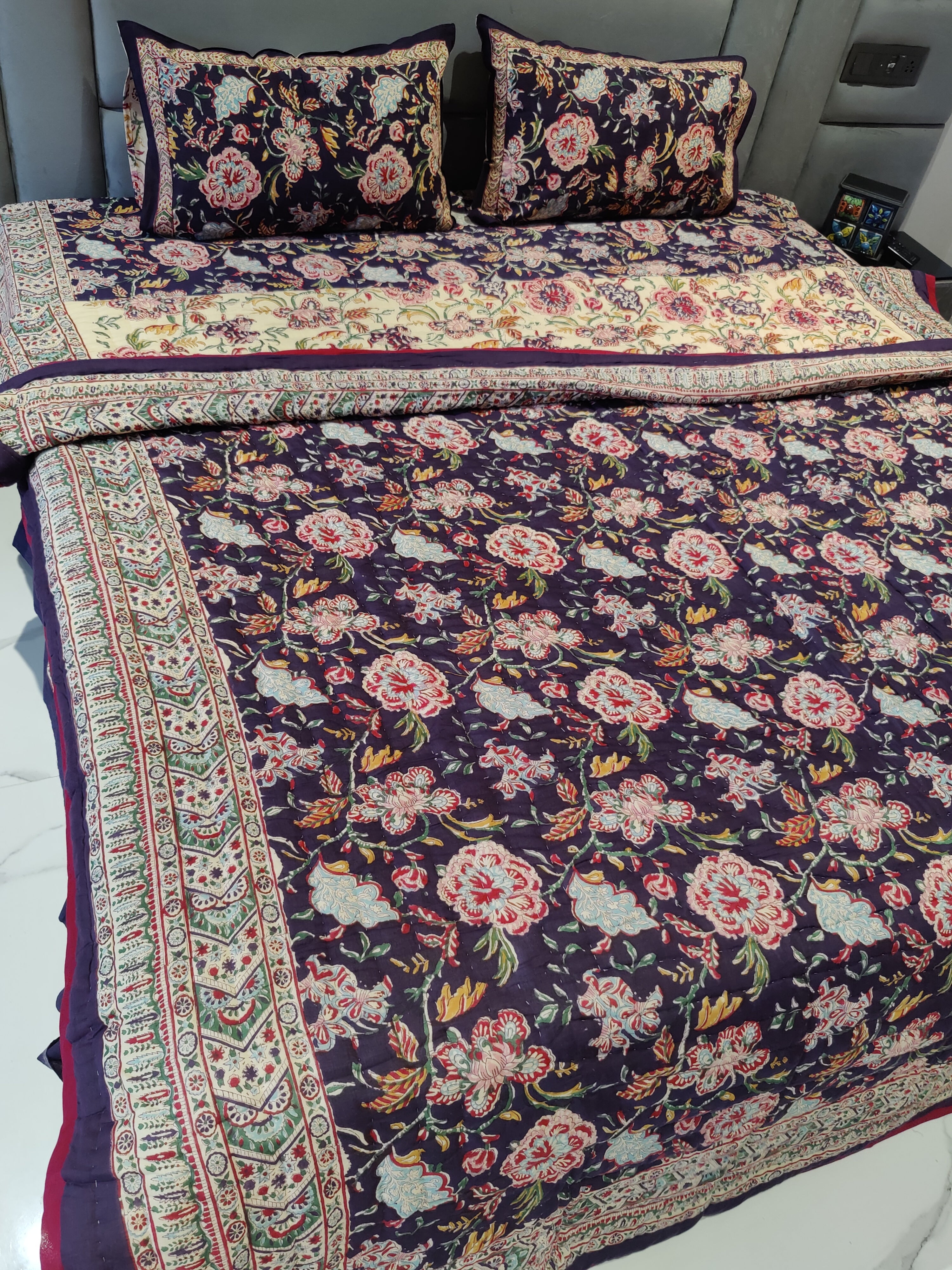 FESTIVE HAND BLOCK PRINTED BEDDING SET