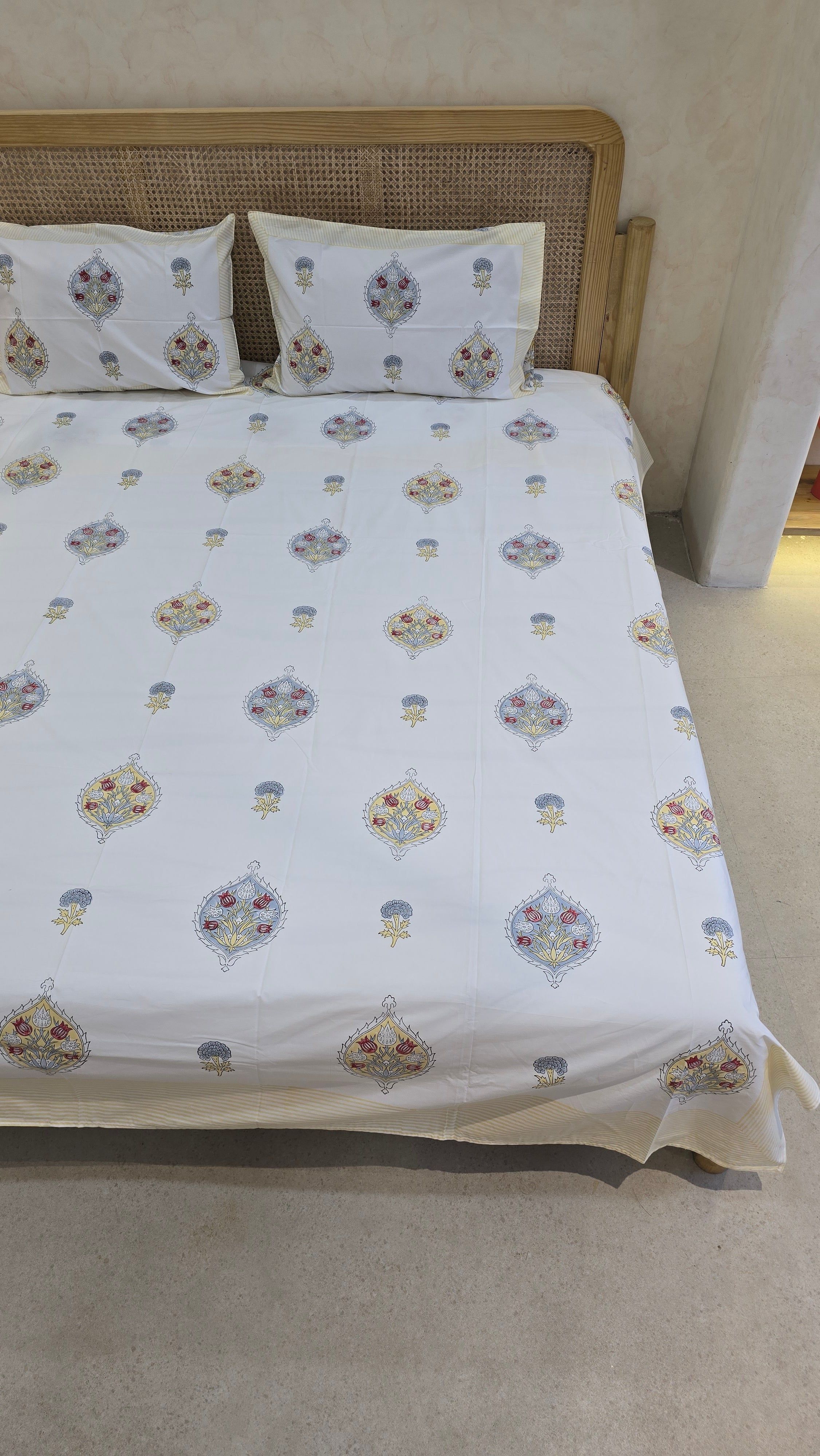 PILA HAND BLOCK PRINTED BEDSHEET WITH TWO REVERSIBLE PILLOW COVERS