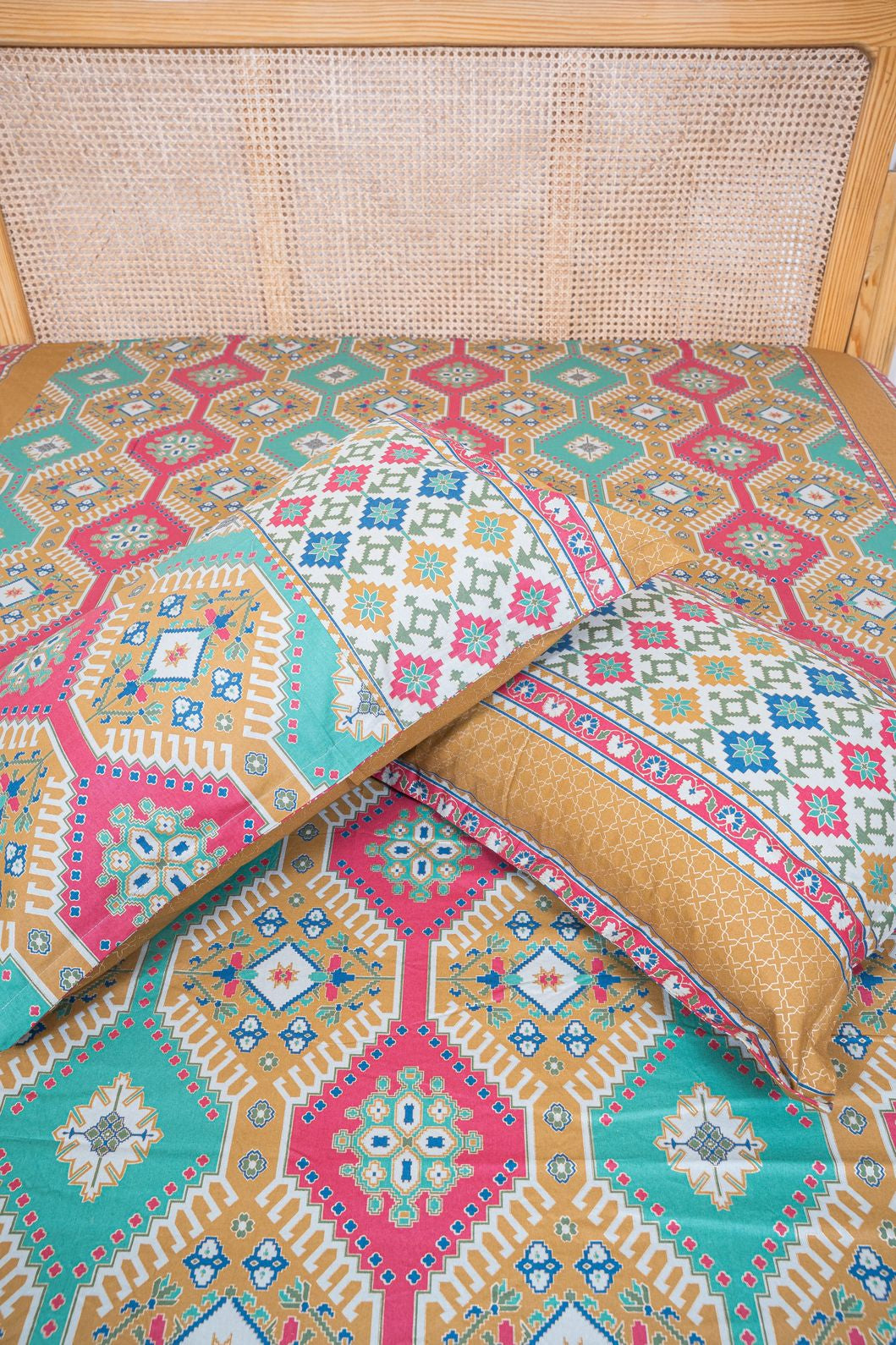SHALIMAR GOLD BEDSHEET WITH TWO REVERSIBLE PILLOW COVERS