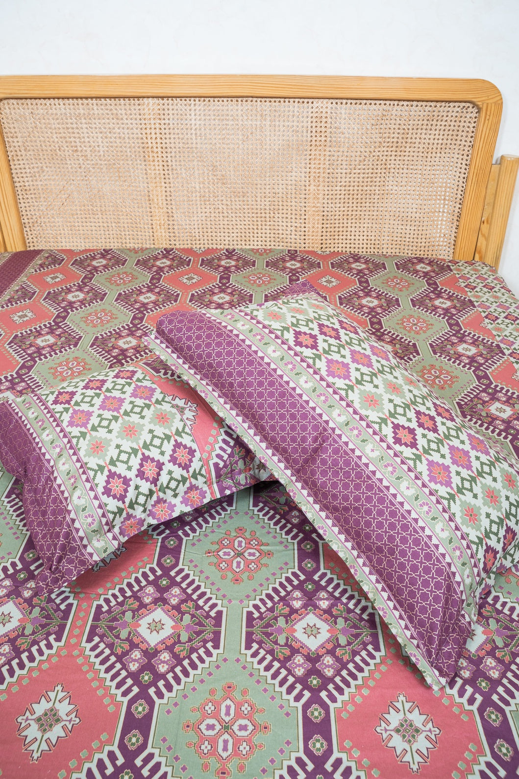 SHALIMAR GOLD BEDSHEET WITH TWO REVERSIBLE PILLOW COVERS